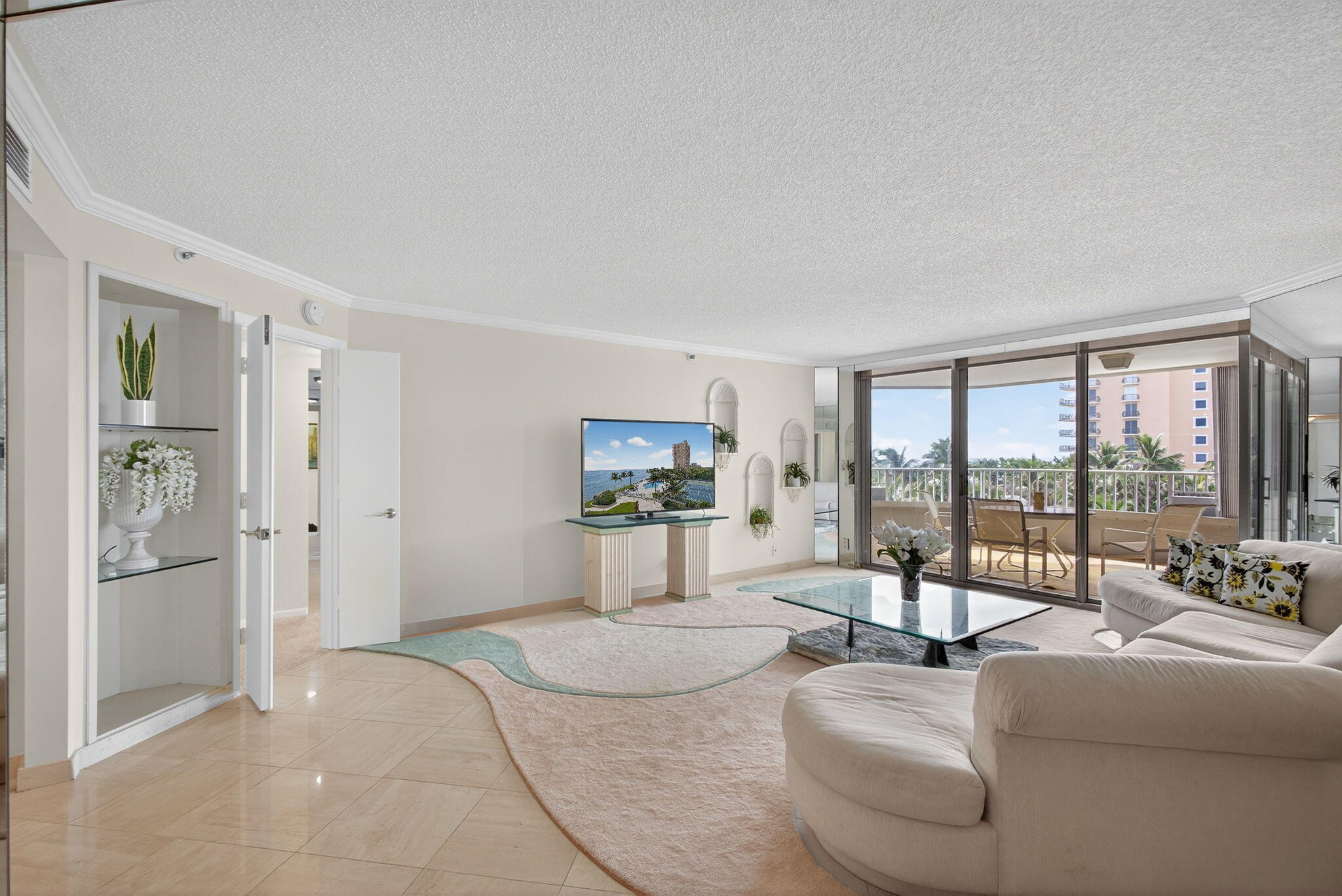 CORNICHE CONDO - Residential Lease