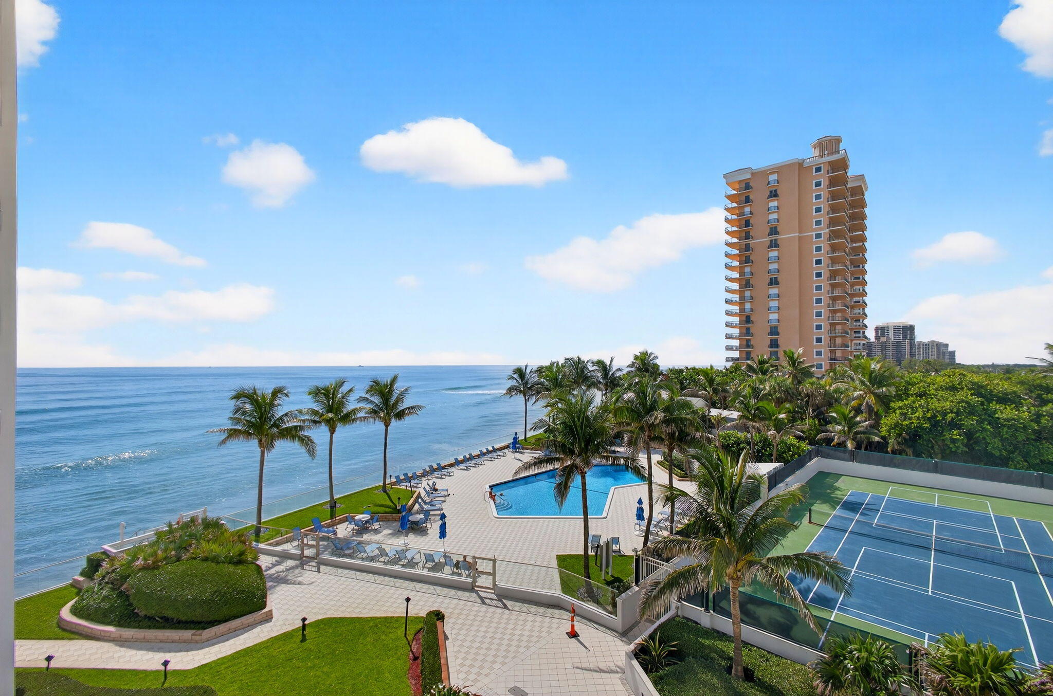 CORNICHE CONDO - Residential Lease