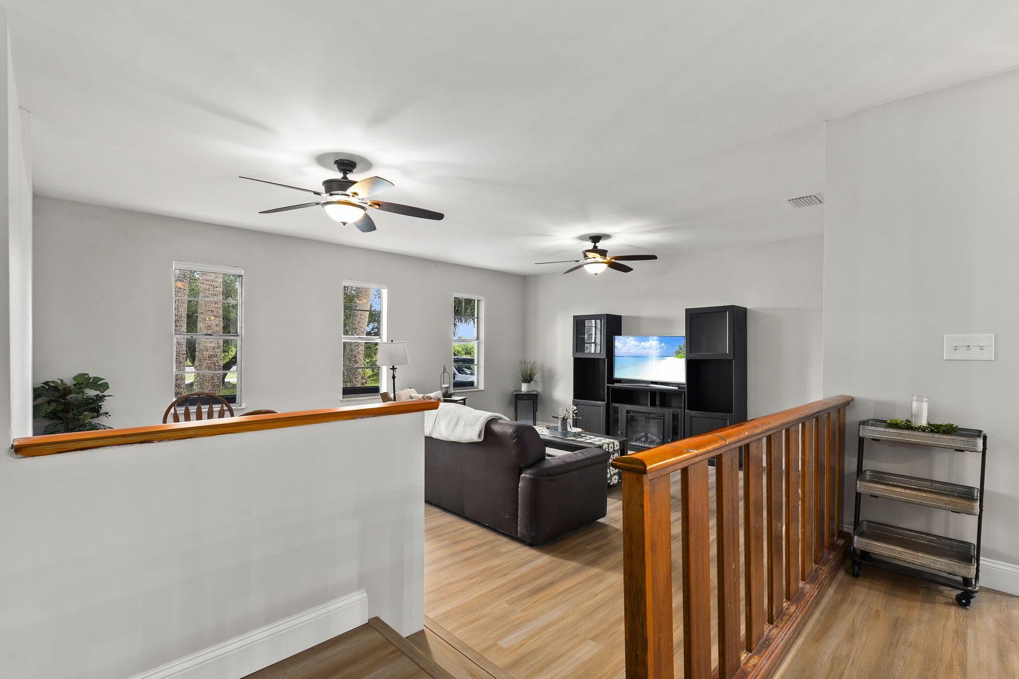 INDRIO UNIT 1 - Residential