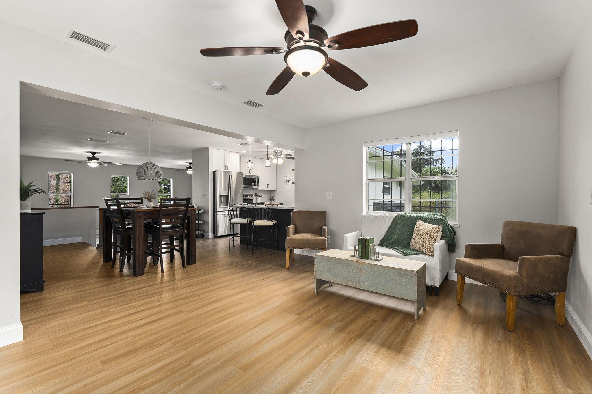 INDRIO UNIT 1 - Residential