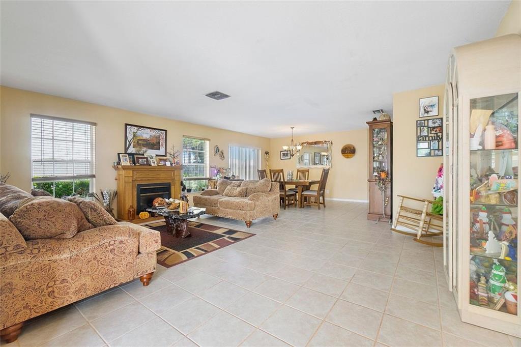 Boca Chase Tr 09b - Residential