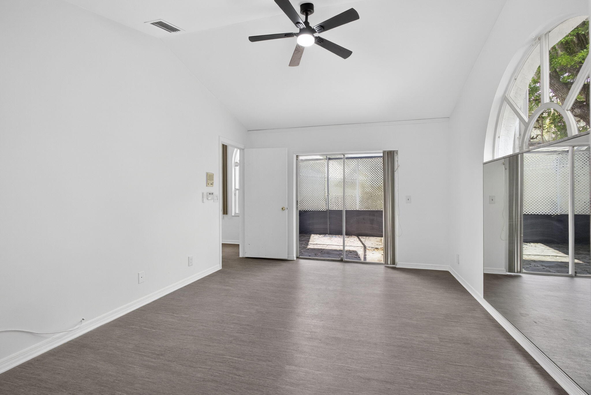 WELLINGTON TR 43 - Residential