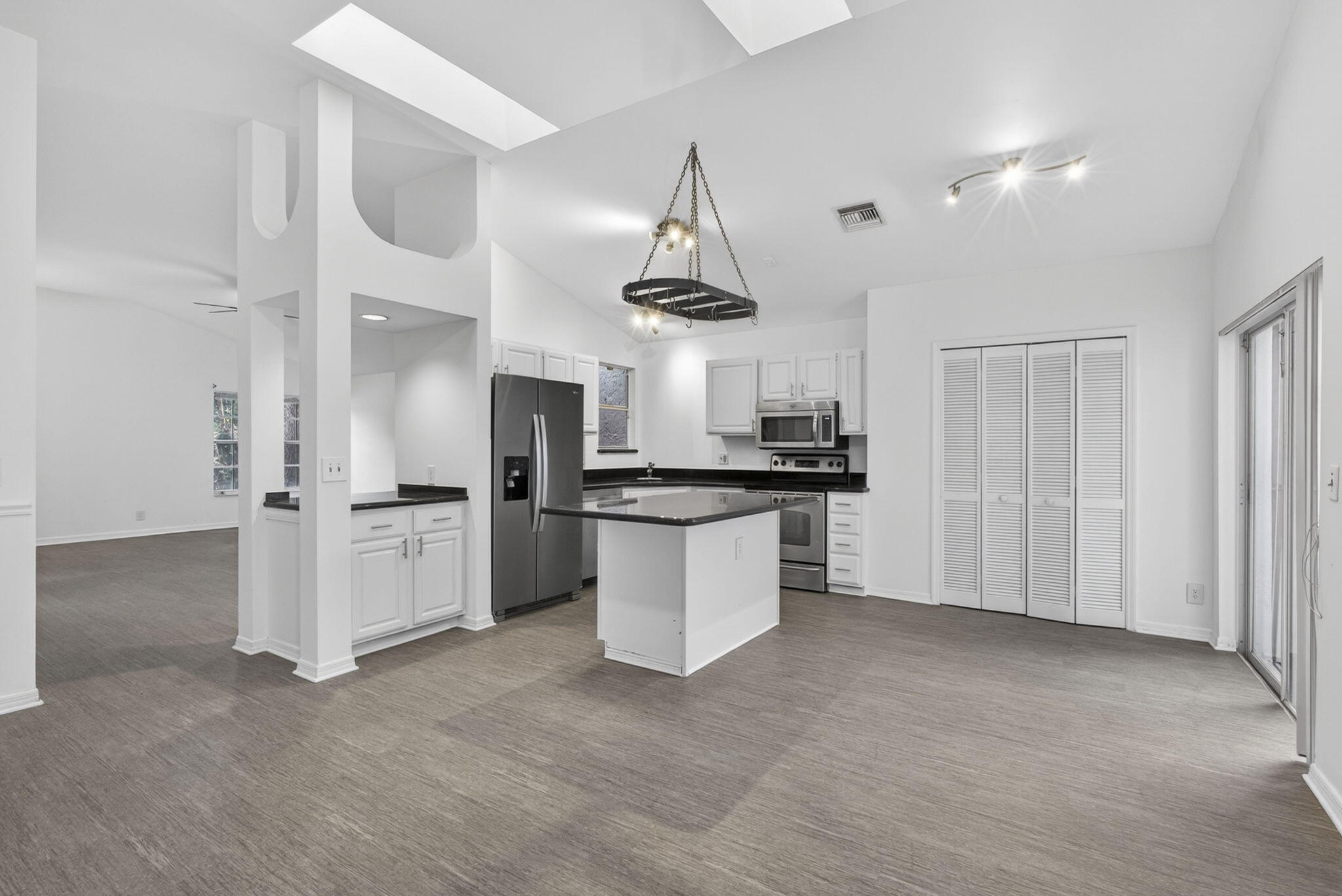 WELLINGTON TR 43 - Residential