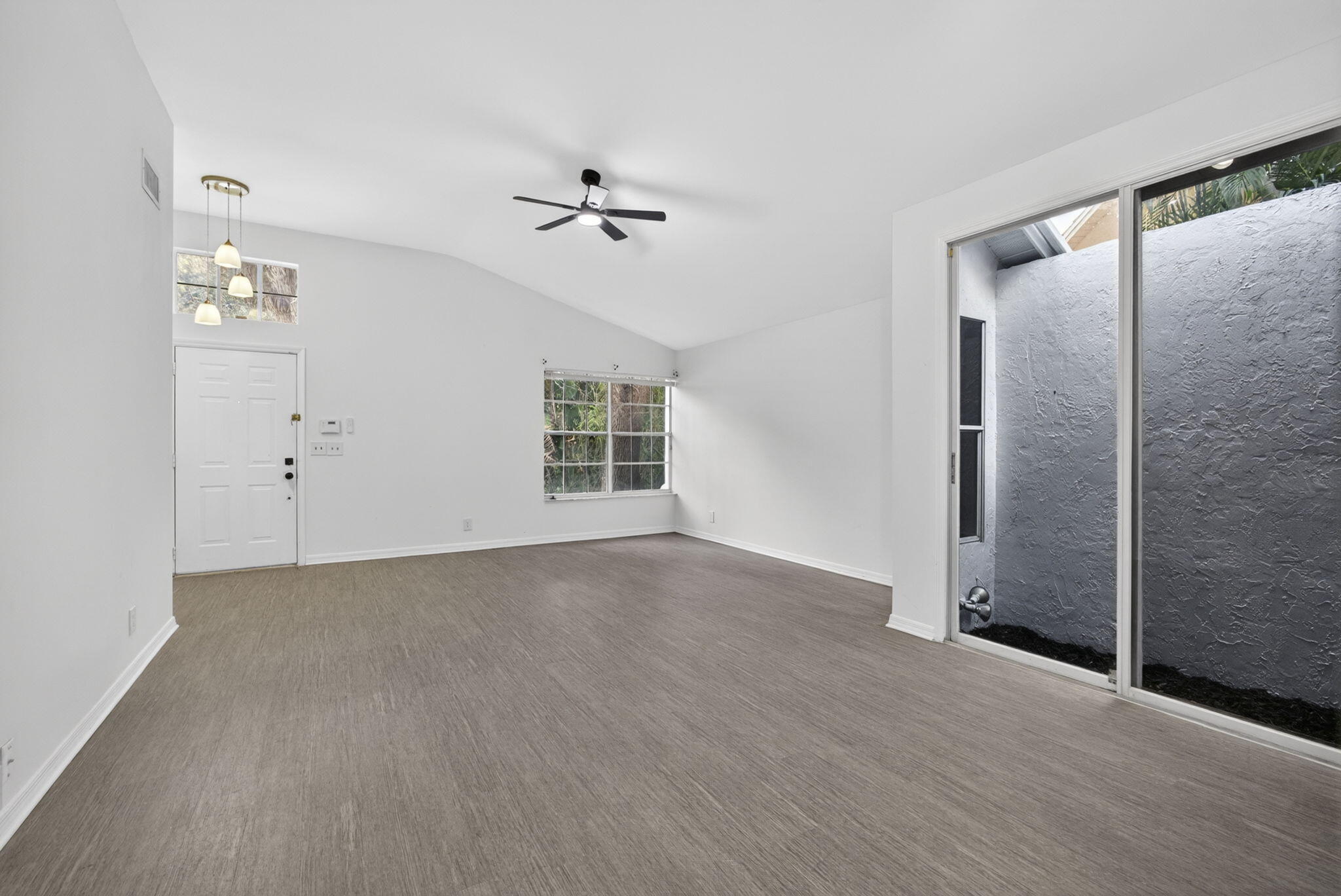 WELLINGTON TR 43 - Residential