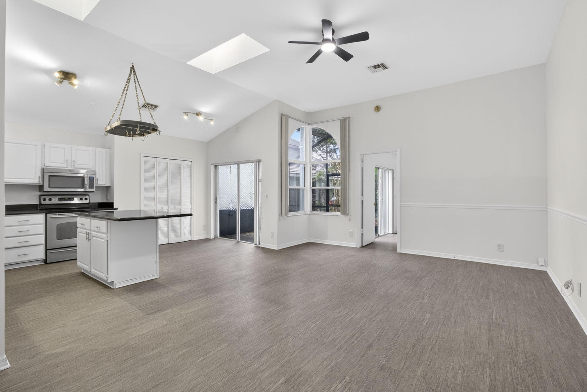 WELLINGTON TR 43 - Residential