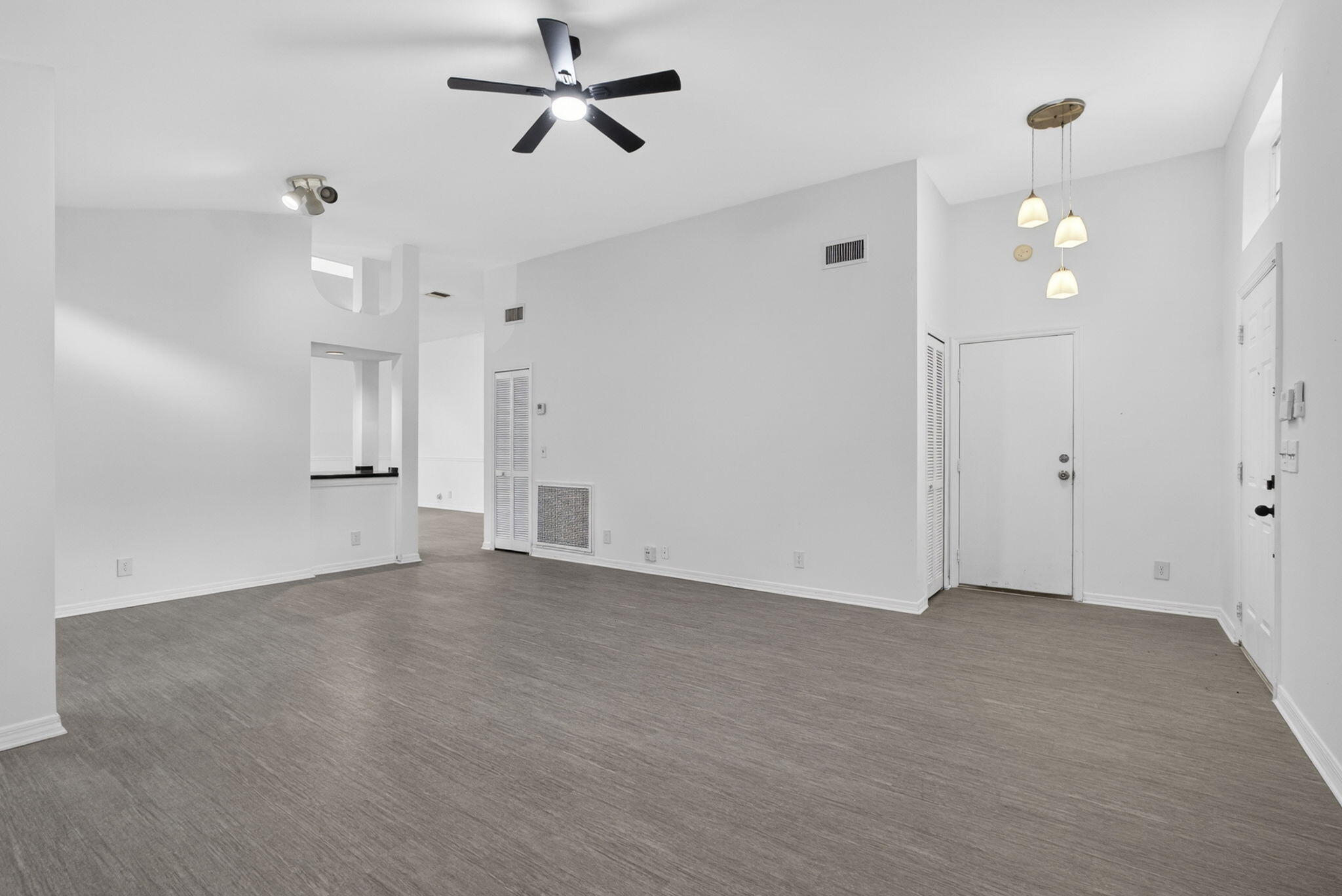 WELLINGTON TR 43 - Residential