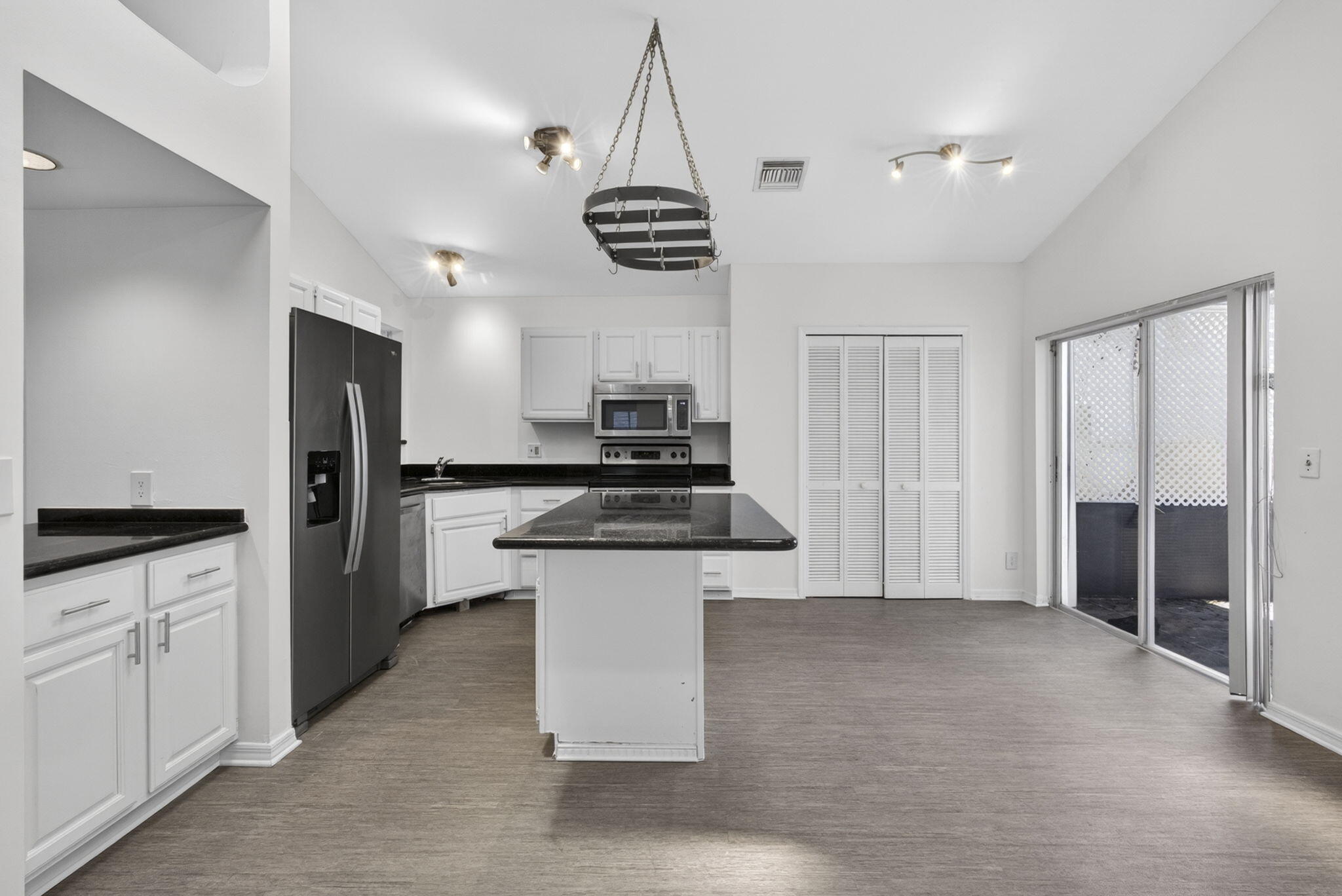 WELLINGTON TR 43 - Residential