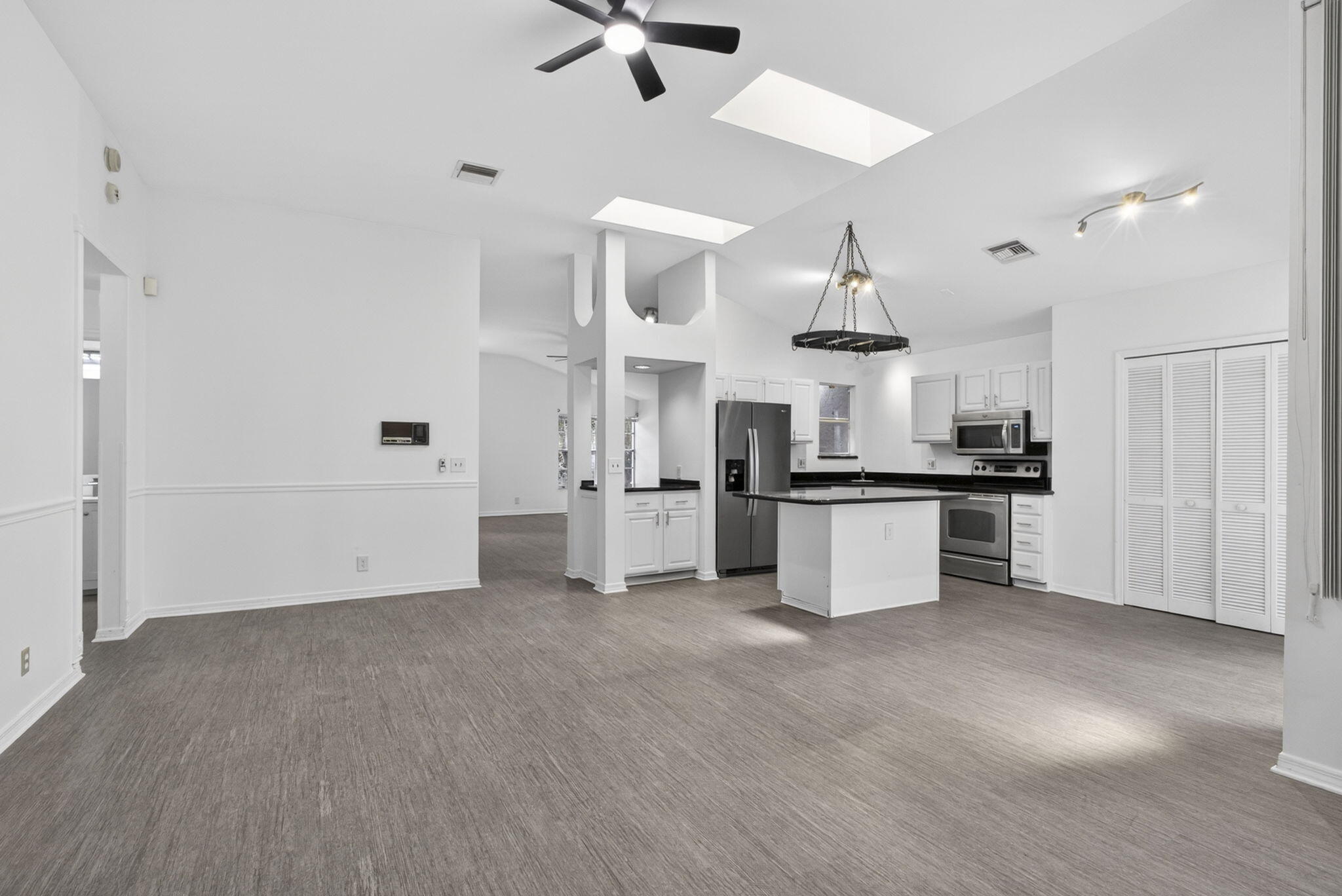 WELLINGTON TR 43 - Residential