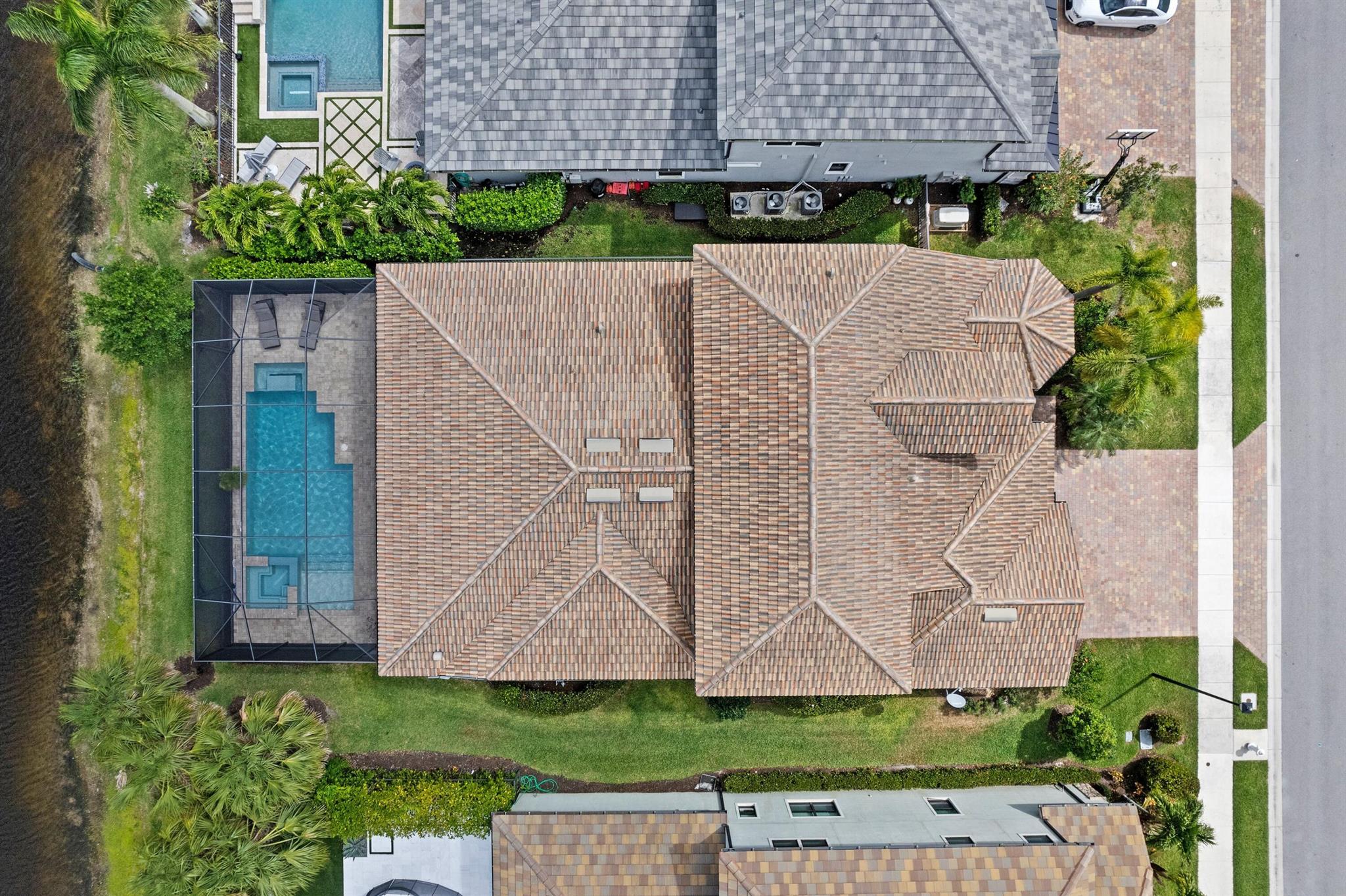 SONOMA ISLES - Residential