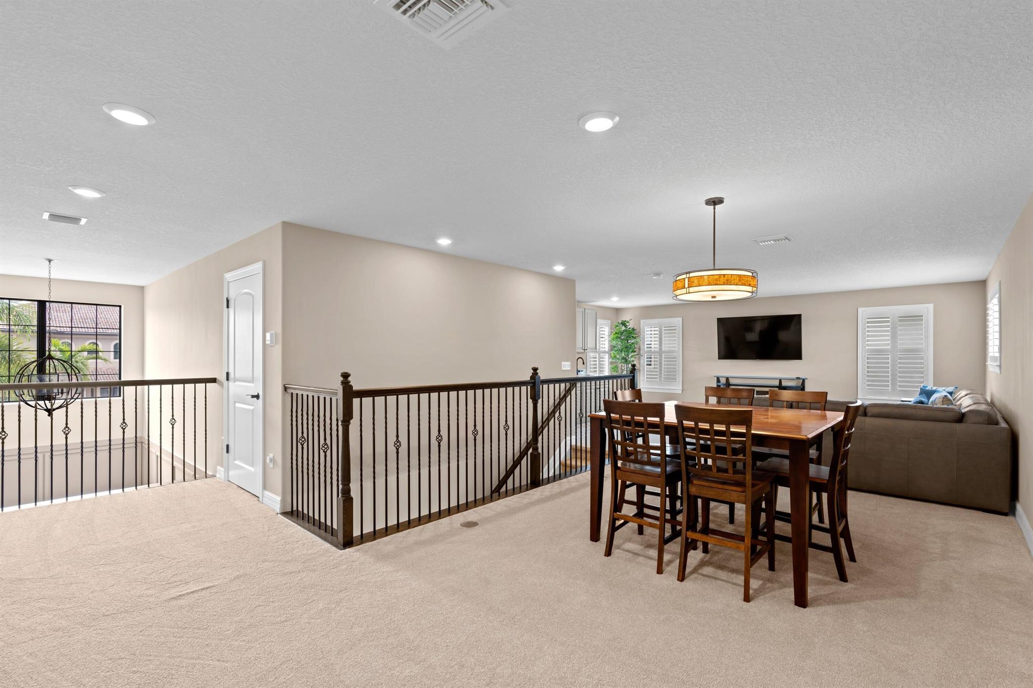 SONOMA ISLES - Residential