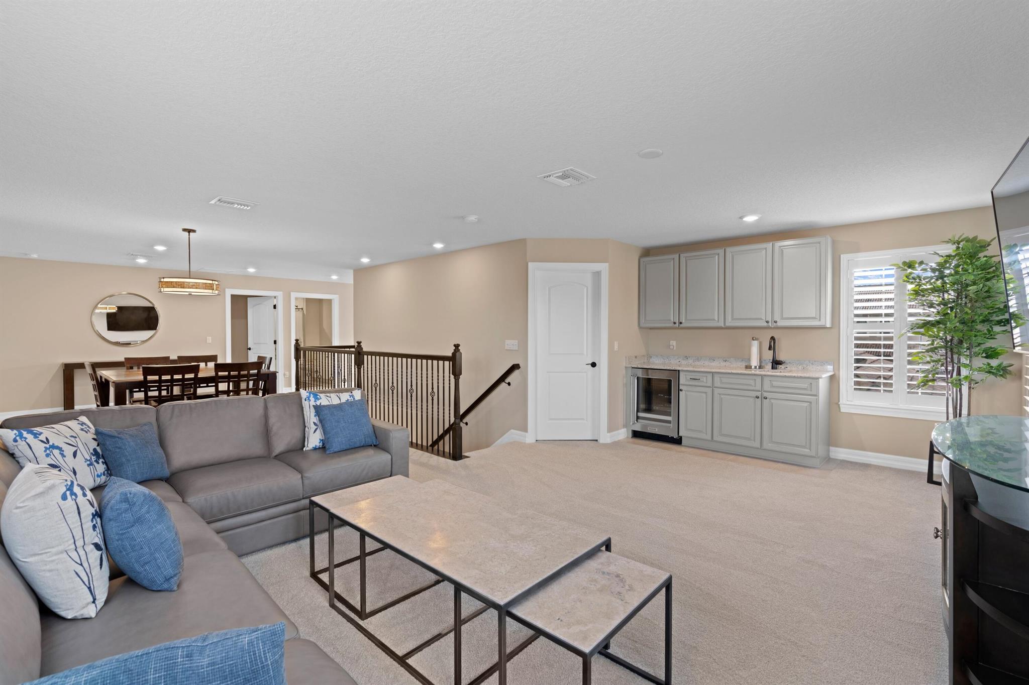 SONOMA ISLES - Residential