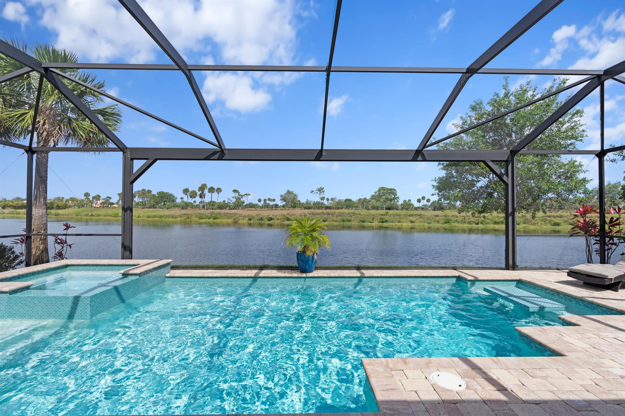 SONOMA ISLES - Residential