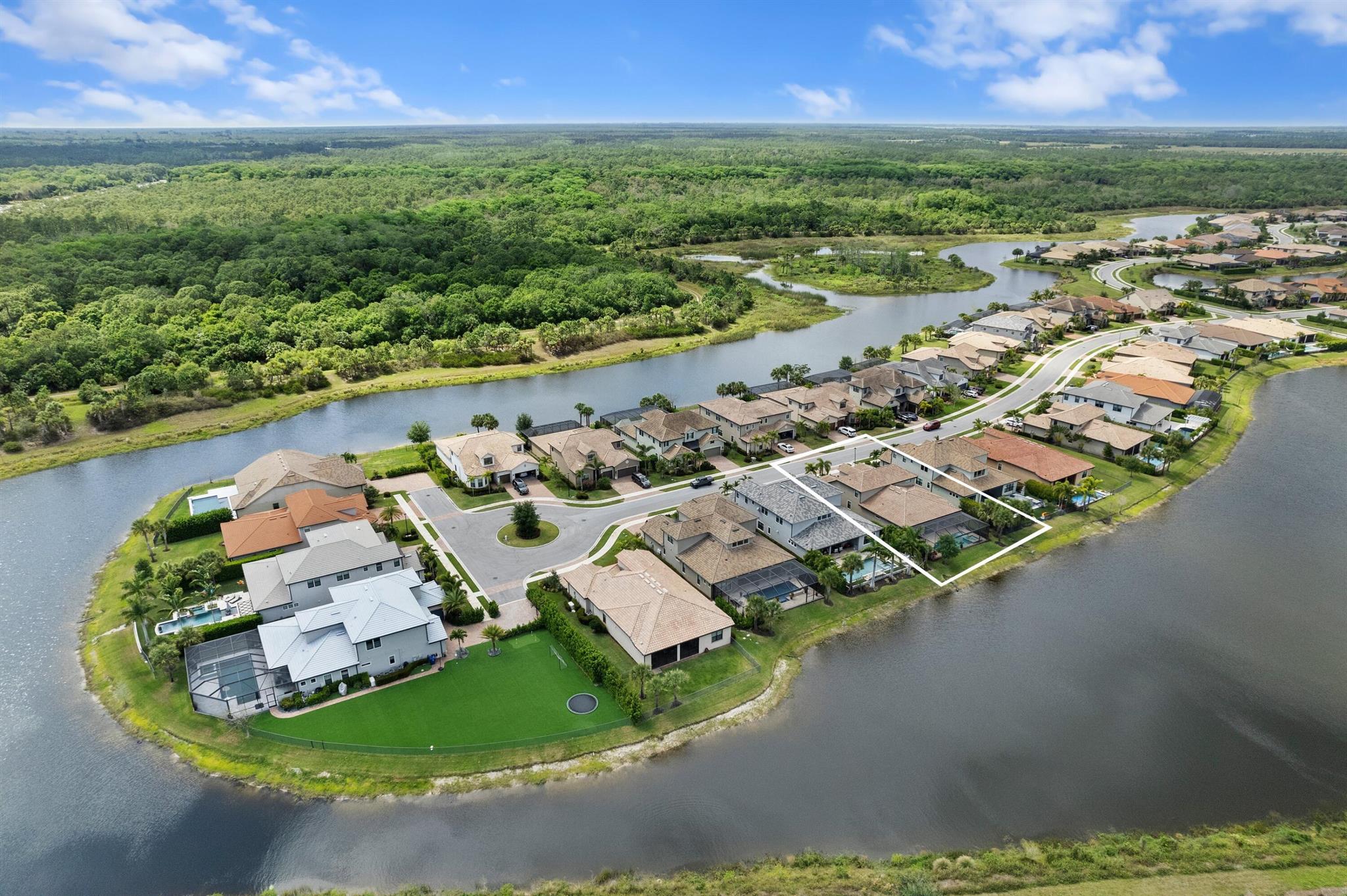 SONOMA ISLES - Residential