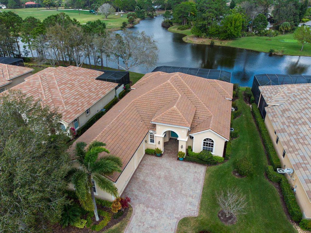 Photo of 9332 Briarcliff Trace, Port Saint Lucie, FL 34986 (MLS # R10959576)