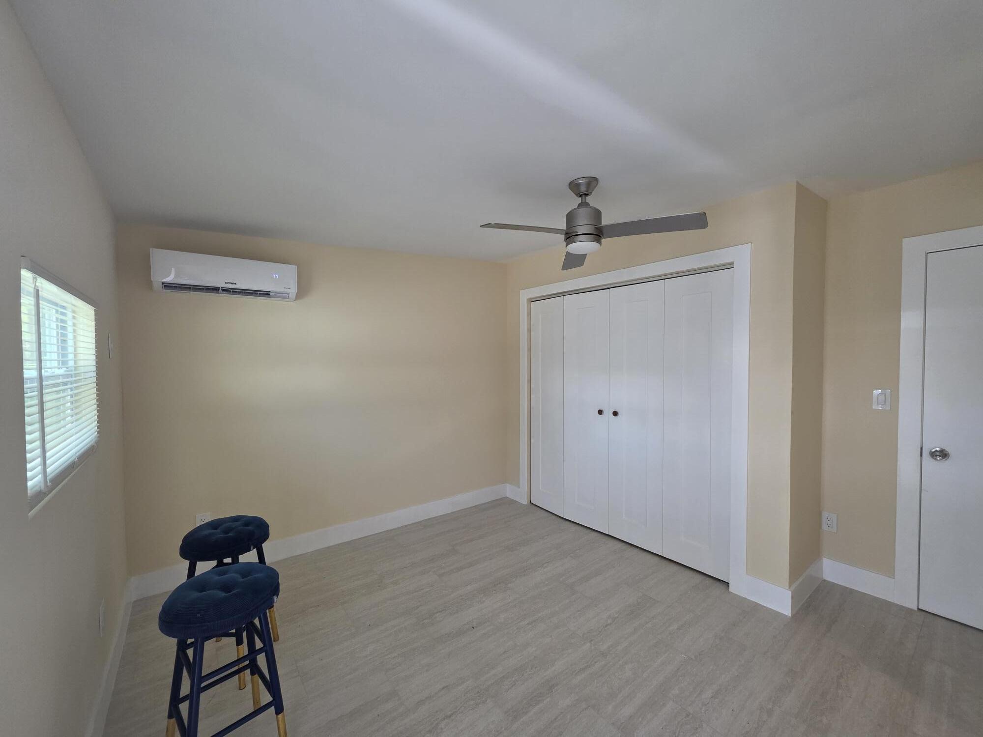LAKE WORTH TOWN OF - Residential Lease
