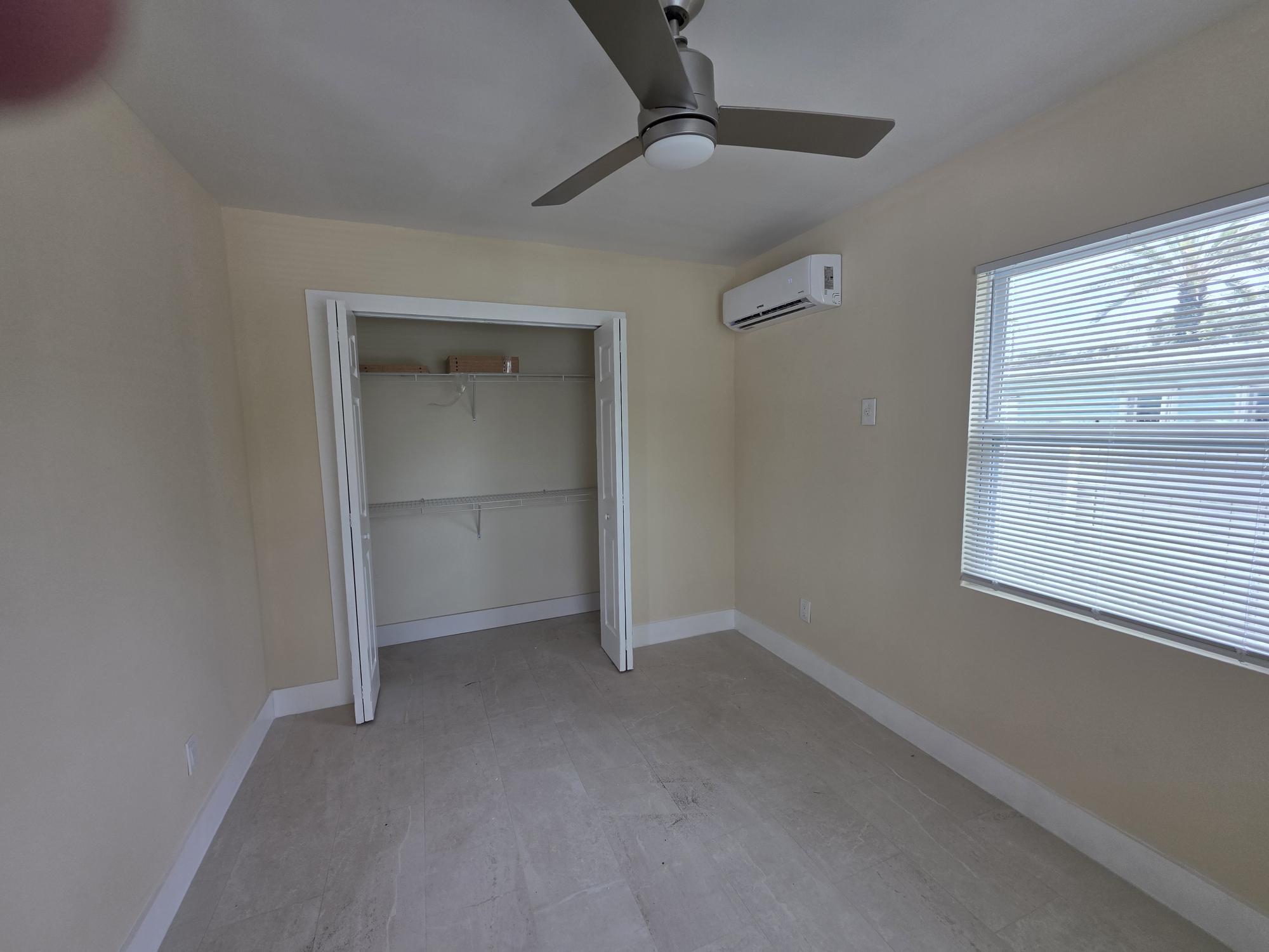 LAKE WORTH TOWN OF - Residential Lease