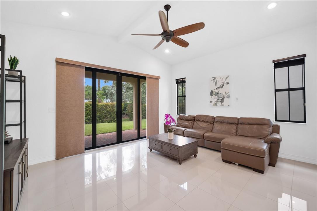 WATERCREST - Residential