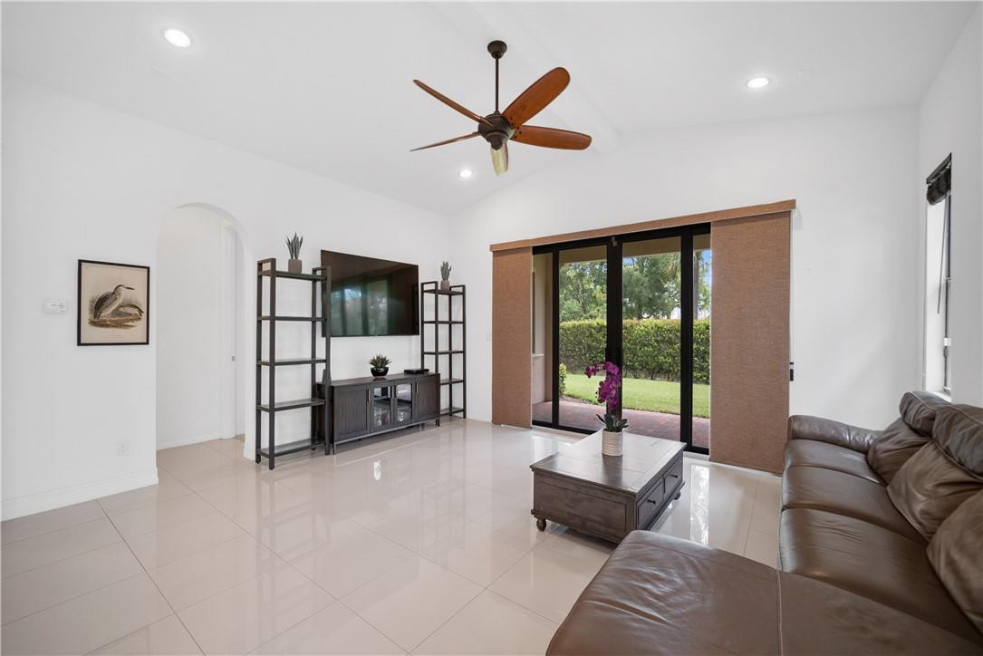 WATERCREST - Residential