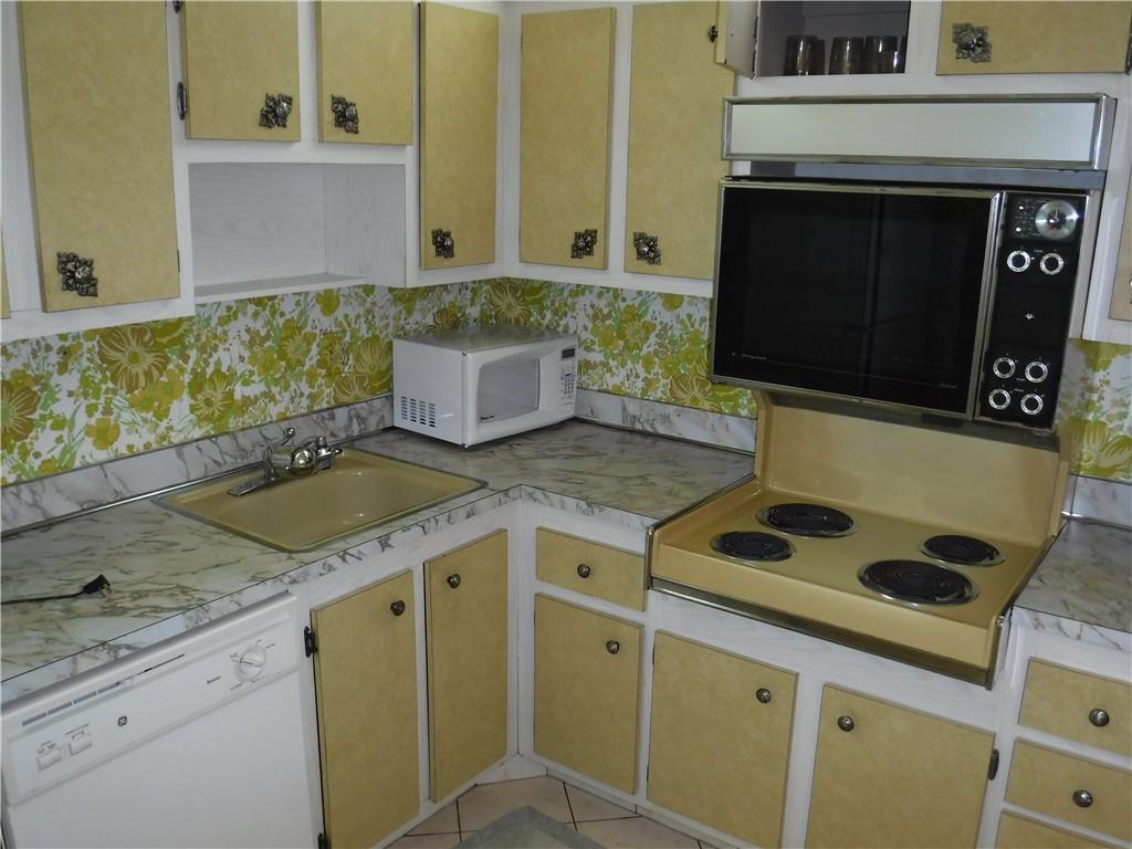 CASTLE GARDENS - Residential