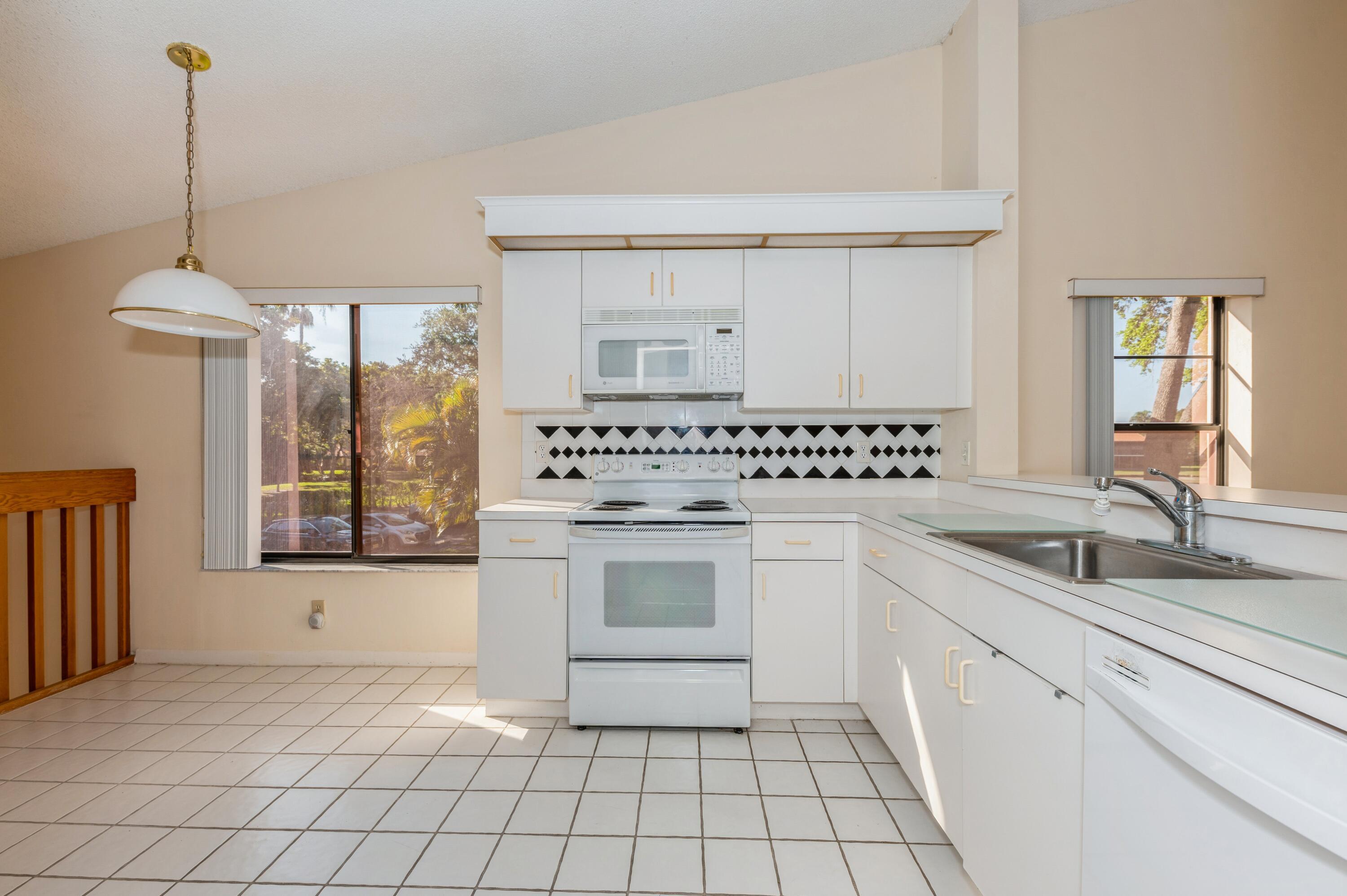 PALM CHASE LAKES CONDO - Residential