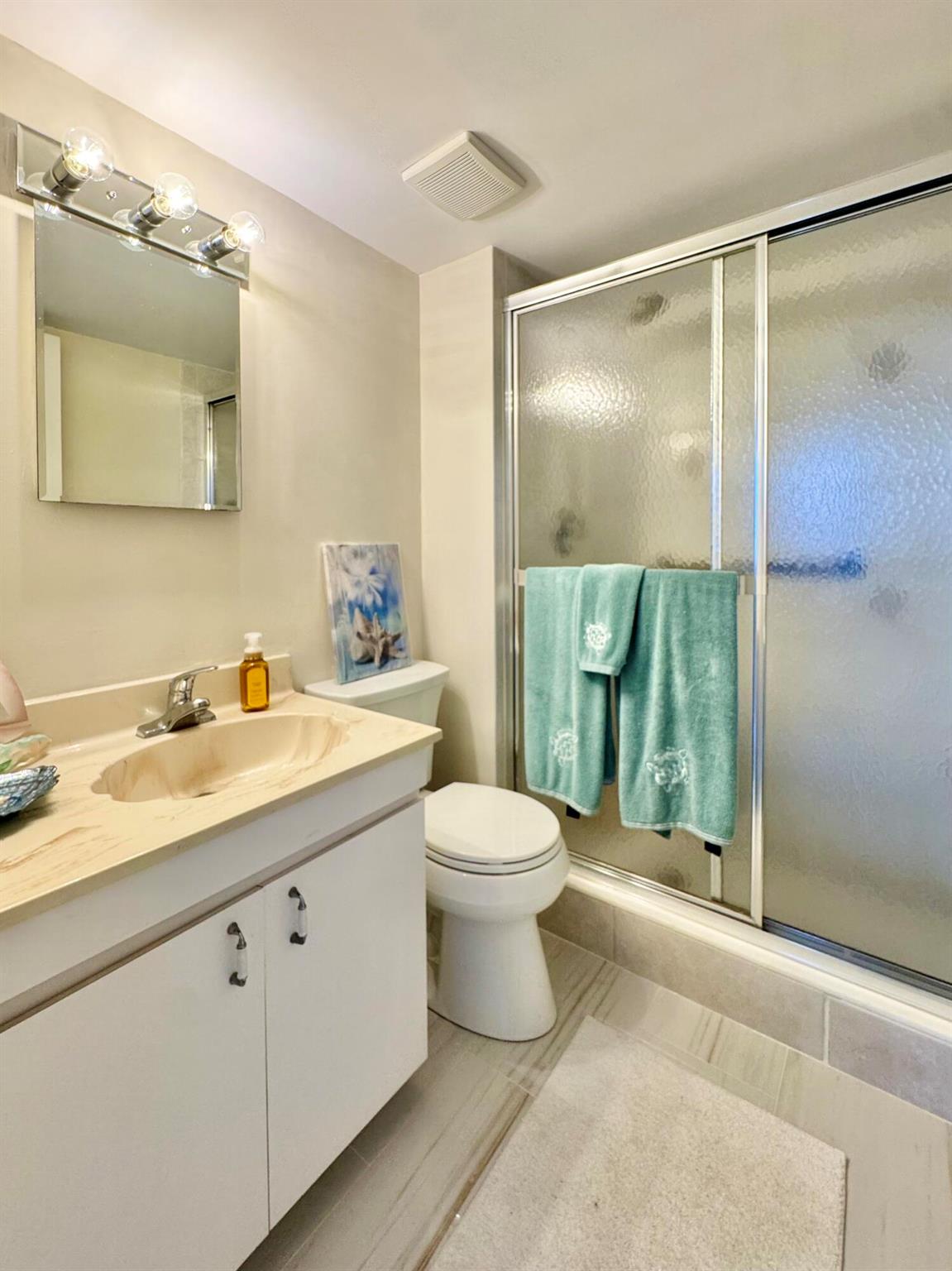 OCEANA OCEANFRONT CONDOMI - Residential Lease