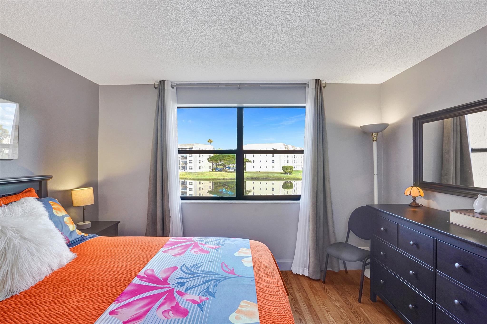 Sunrise Lakes ph 4 - Residential