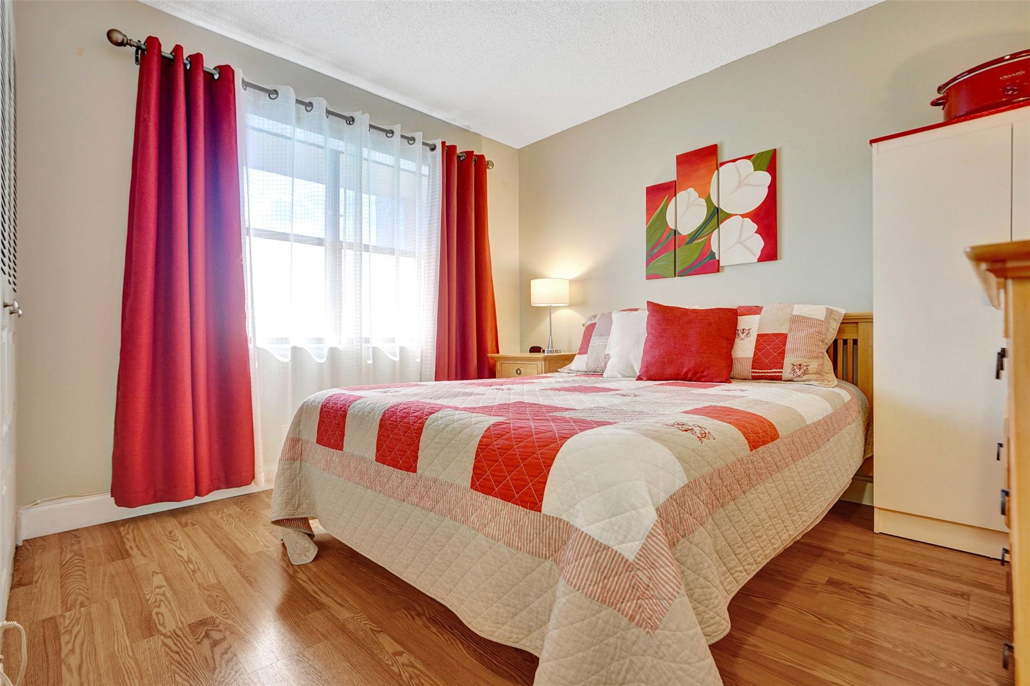 Sunrise Lakes ph 4 - Residential