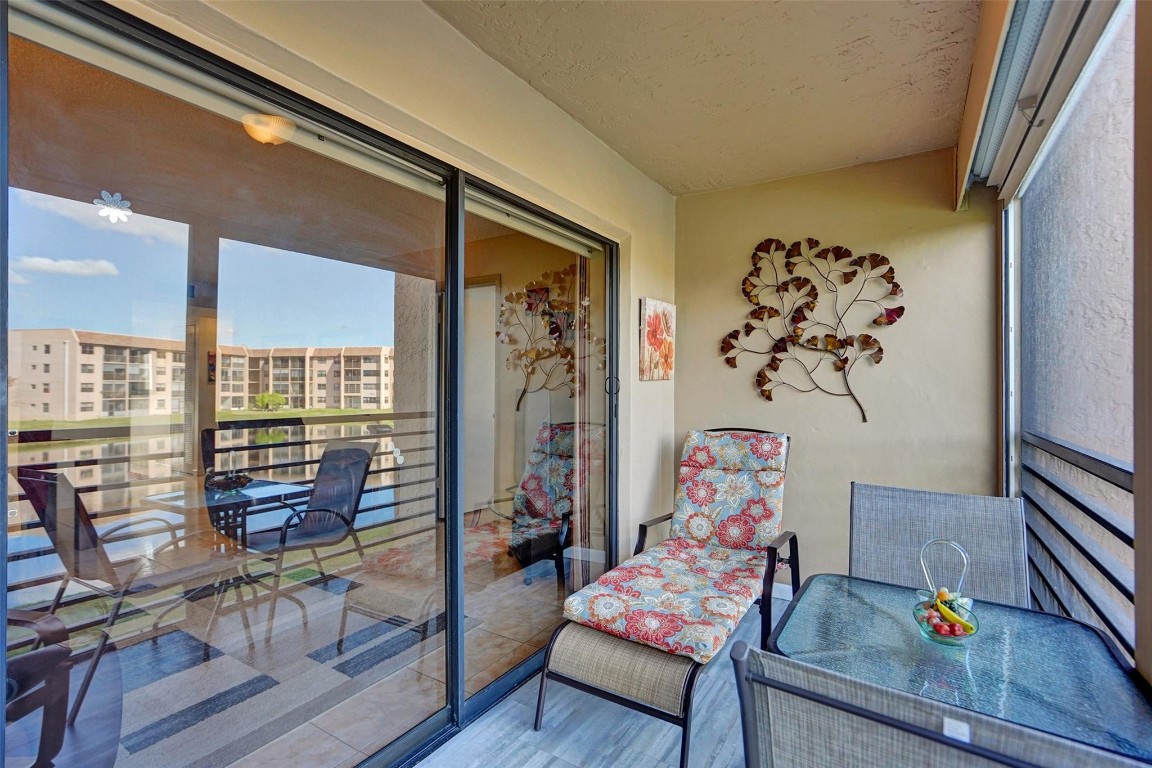 Sunrise Lakes ph 4 - Residential