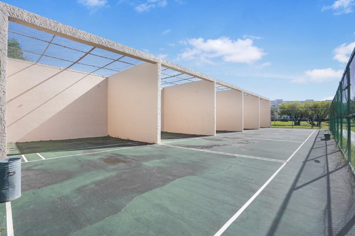 Sunrise Lakes ph 4 - Residential