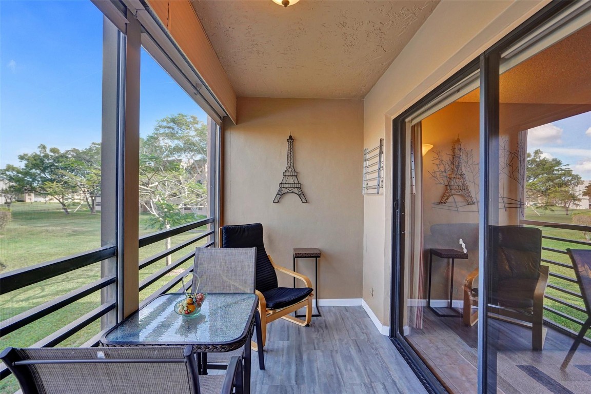 Sunrise Lakes ph 4 - Residential