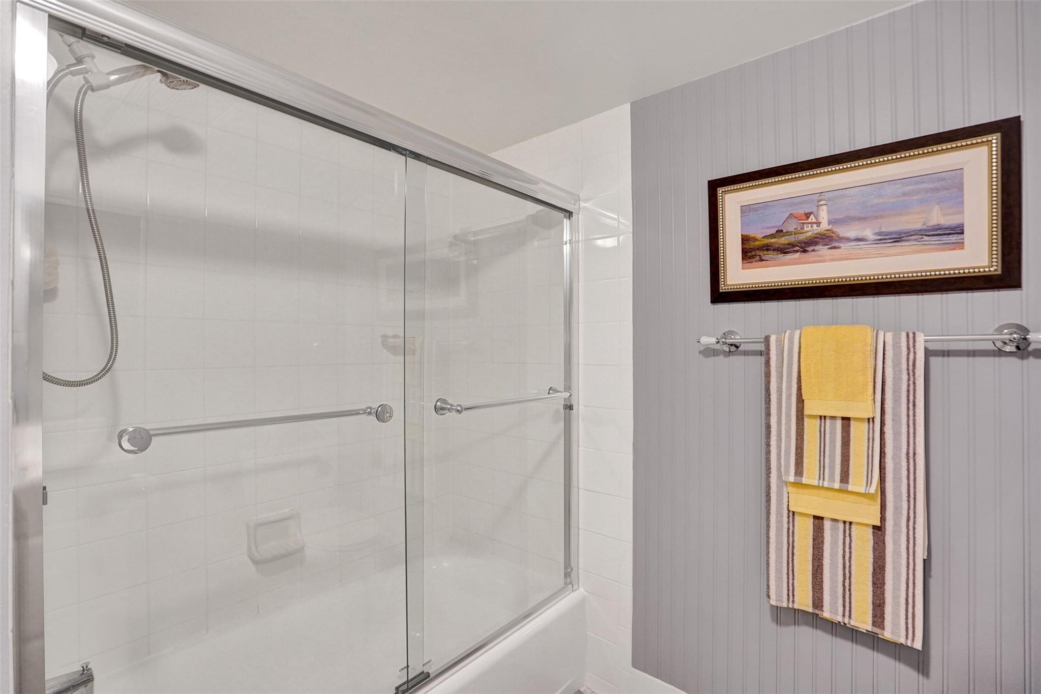 Sunrise Lakes ph 4 - Residential