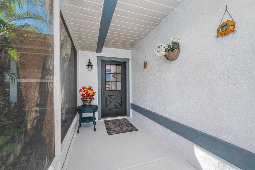 Photo of 426 SW Exmore Avenue, Port Saint Lucie, FL 34983 (MLS # R11030131)