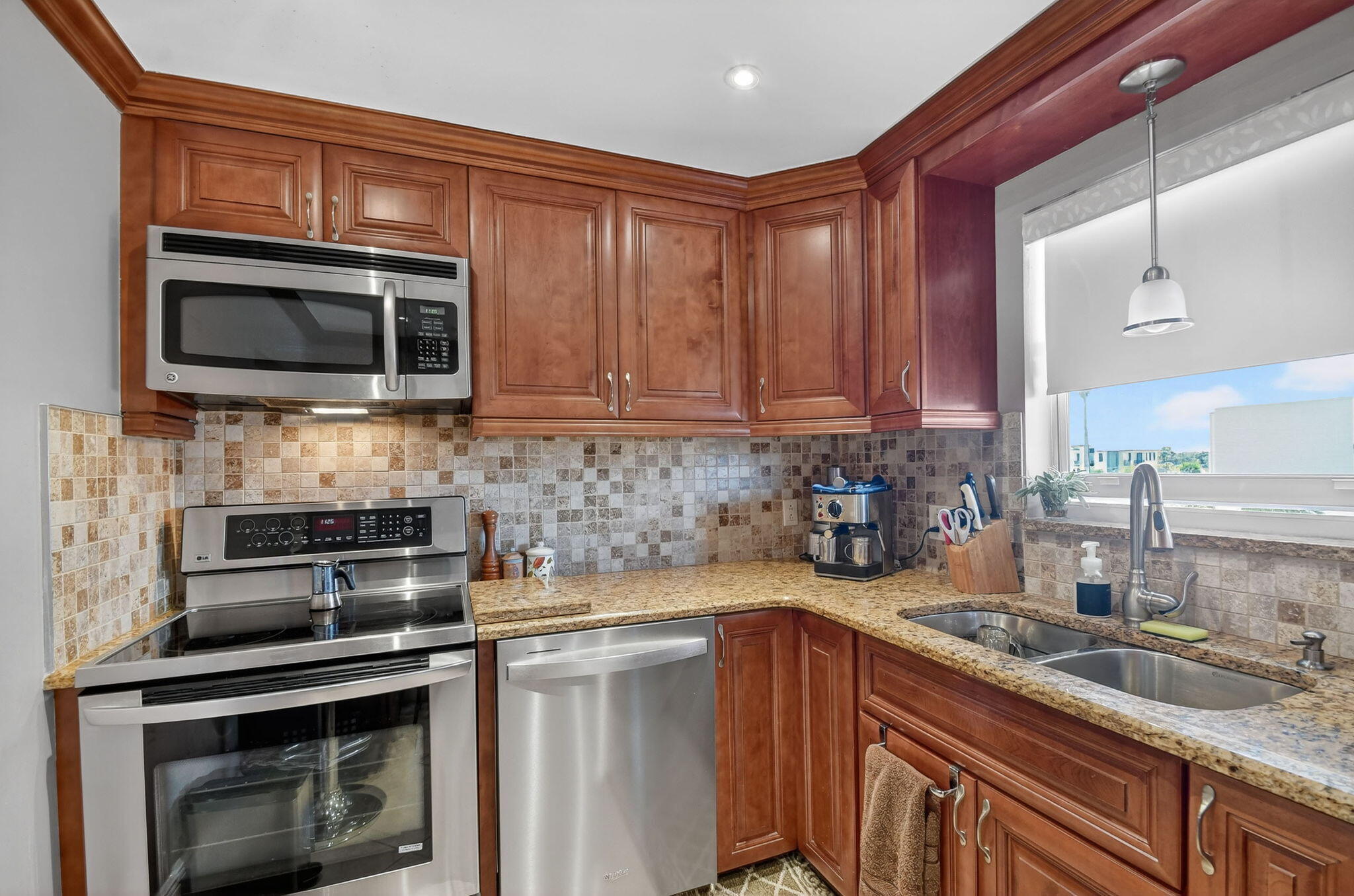 Lakeside Village - Residential