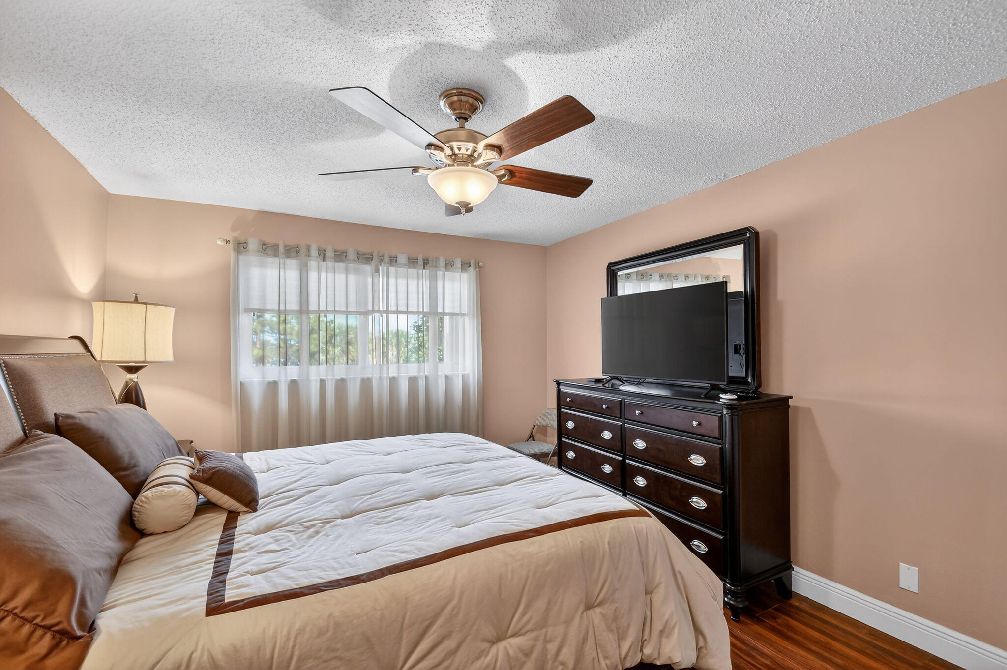 Lakeside Village - Residential