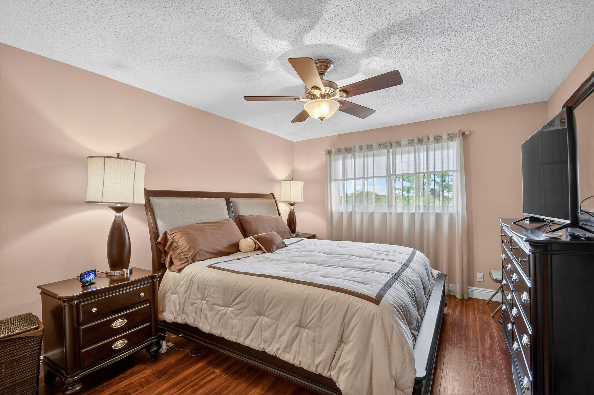 Lakeside Village - Residential