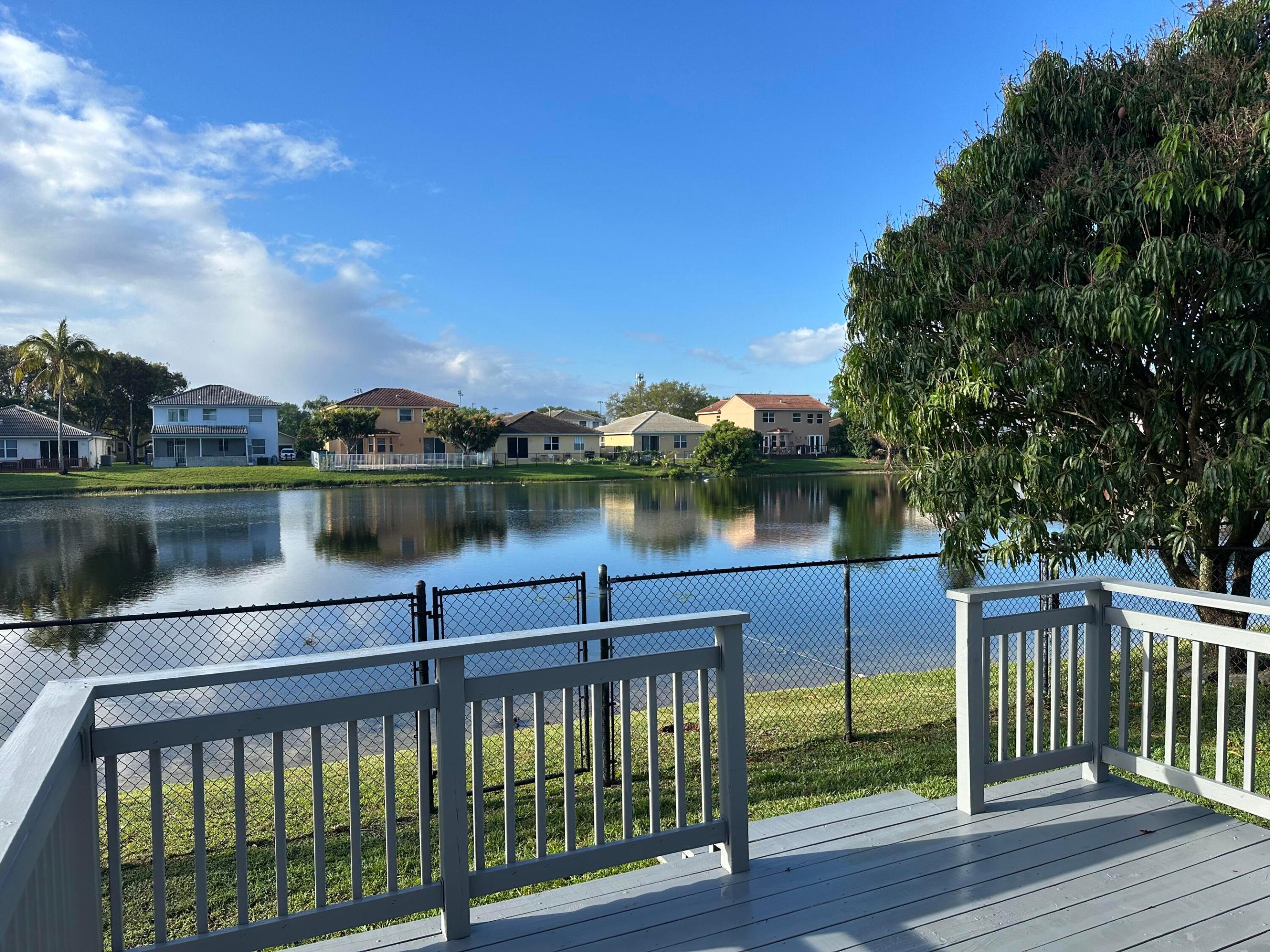 STIRLING PALM ESTATES - Residential