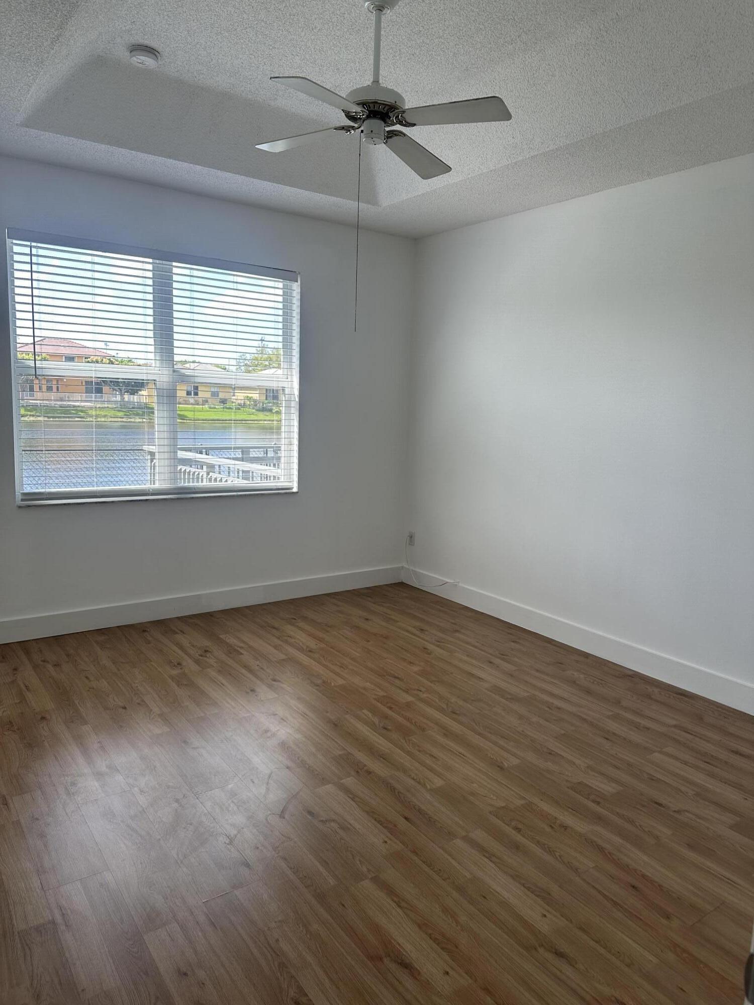 STIRLING PALM ESTATES - Residential