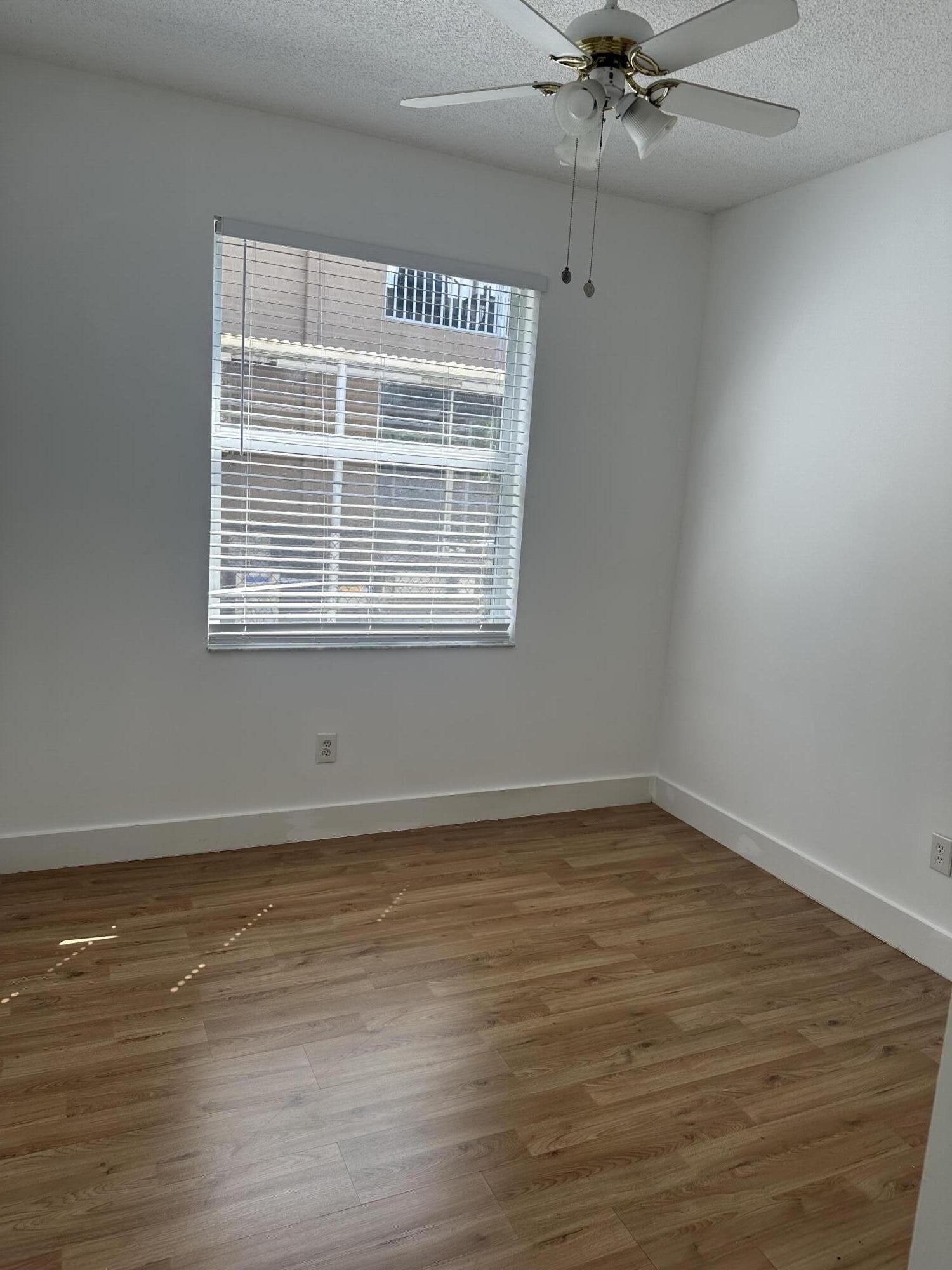 STIRLING PALM ESTATES - Residential