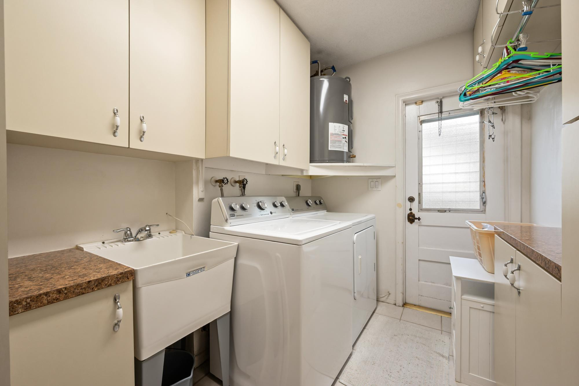 EMERALD HILLS - Residential