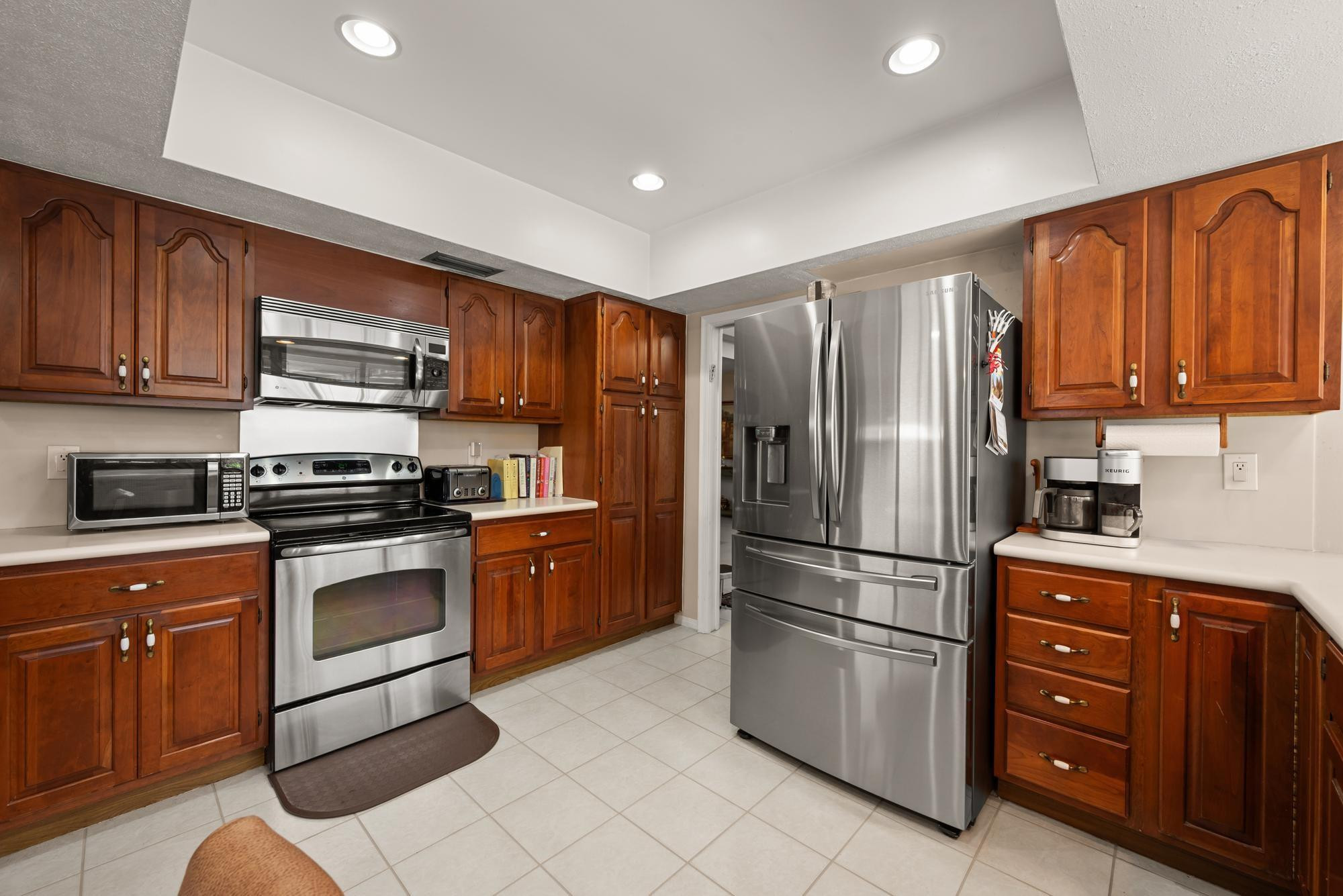 EMERALD HILLS - Residential