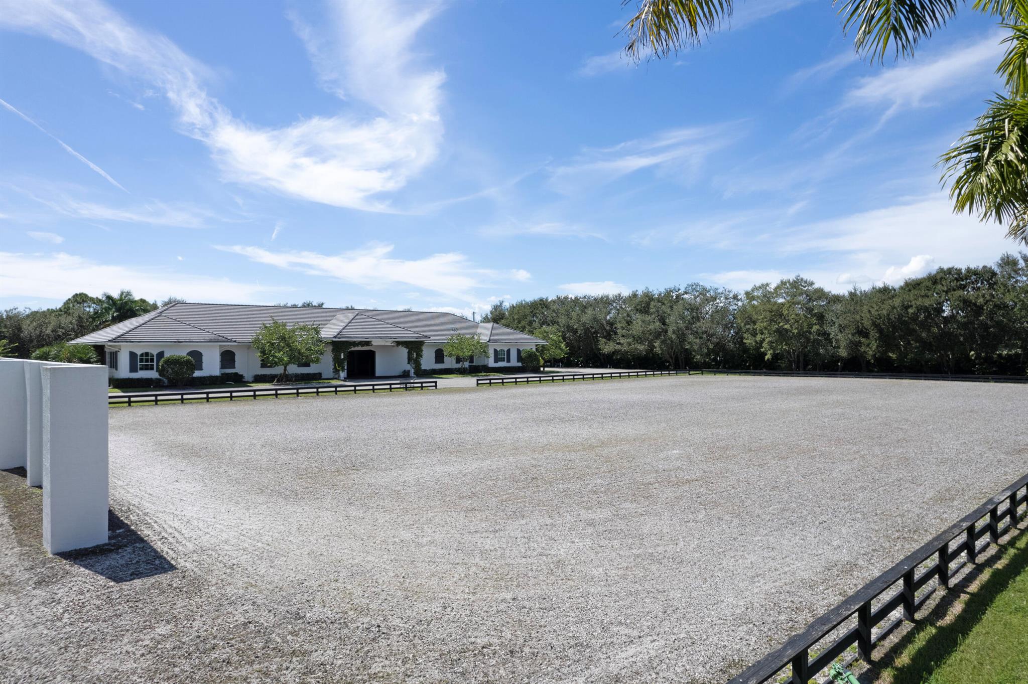 PALM BEACH POINT - Residential