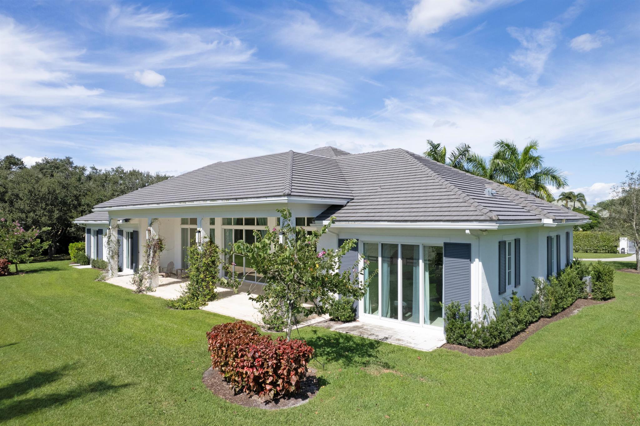 PALM BEACH POINT - Residential