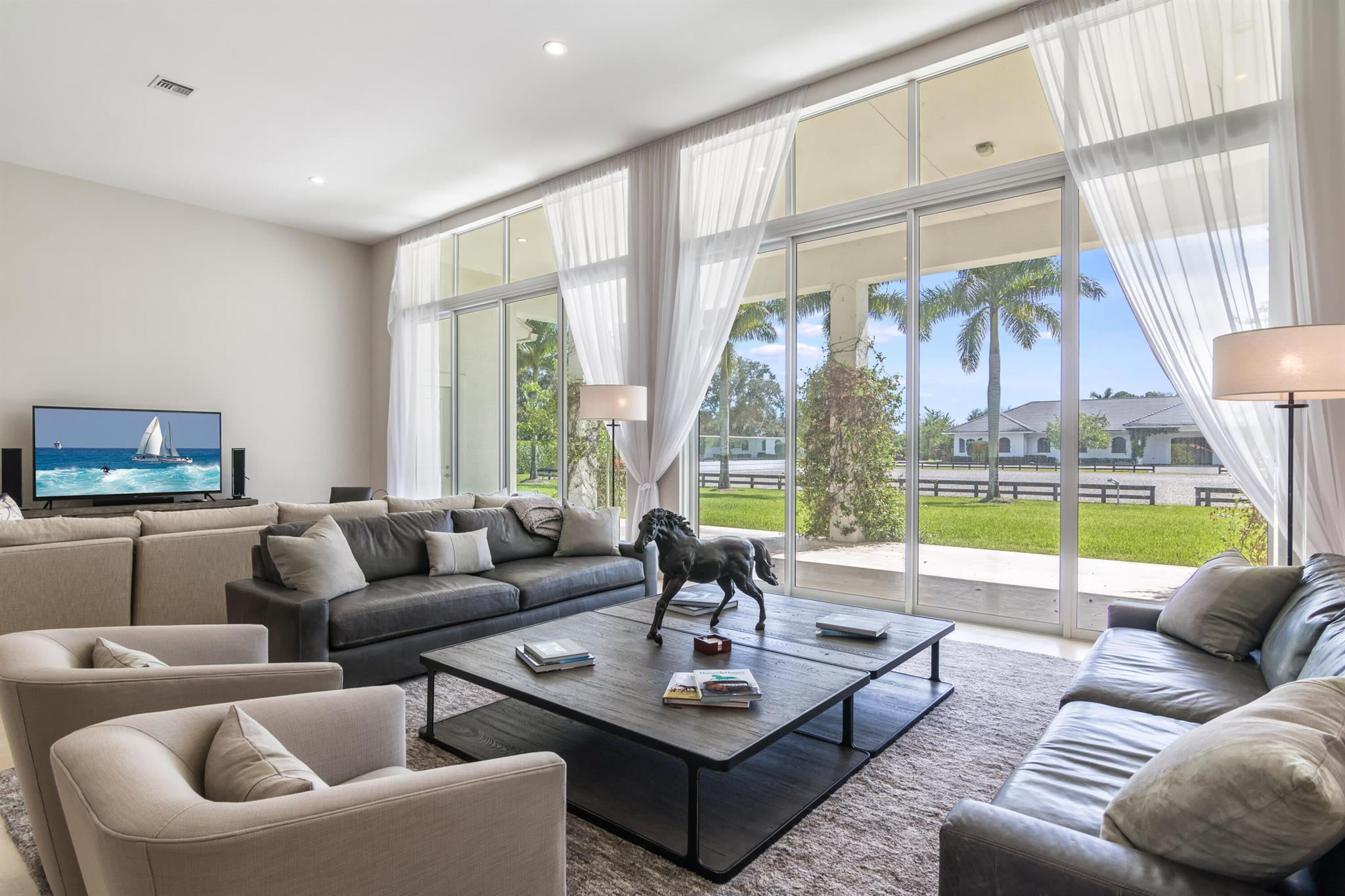PALM BEACH POINT - Residential