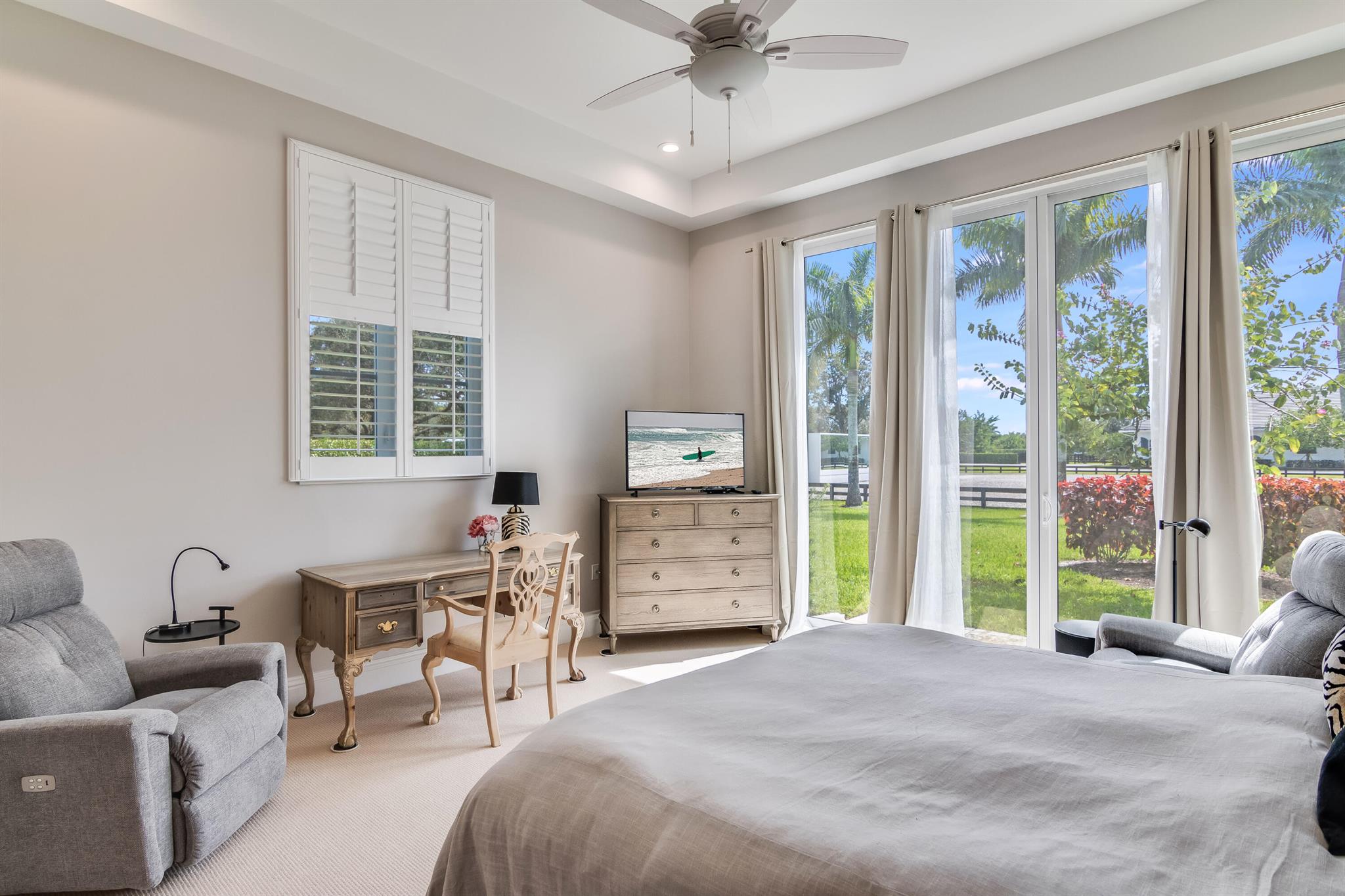 PALM BEACH POINT - Residential