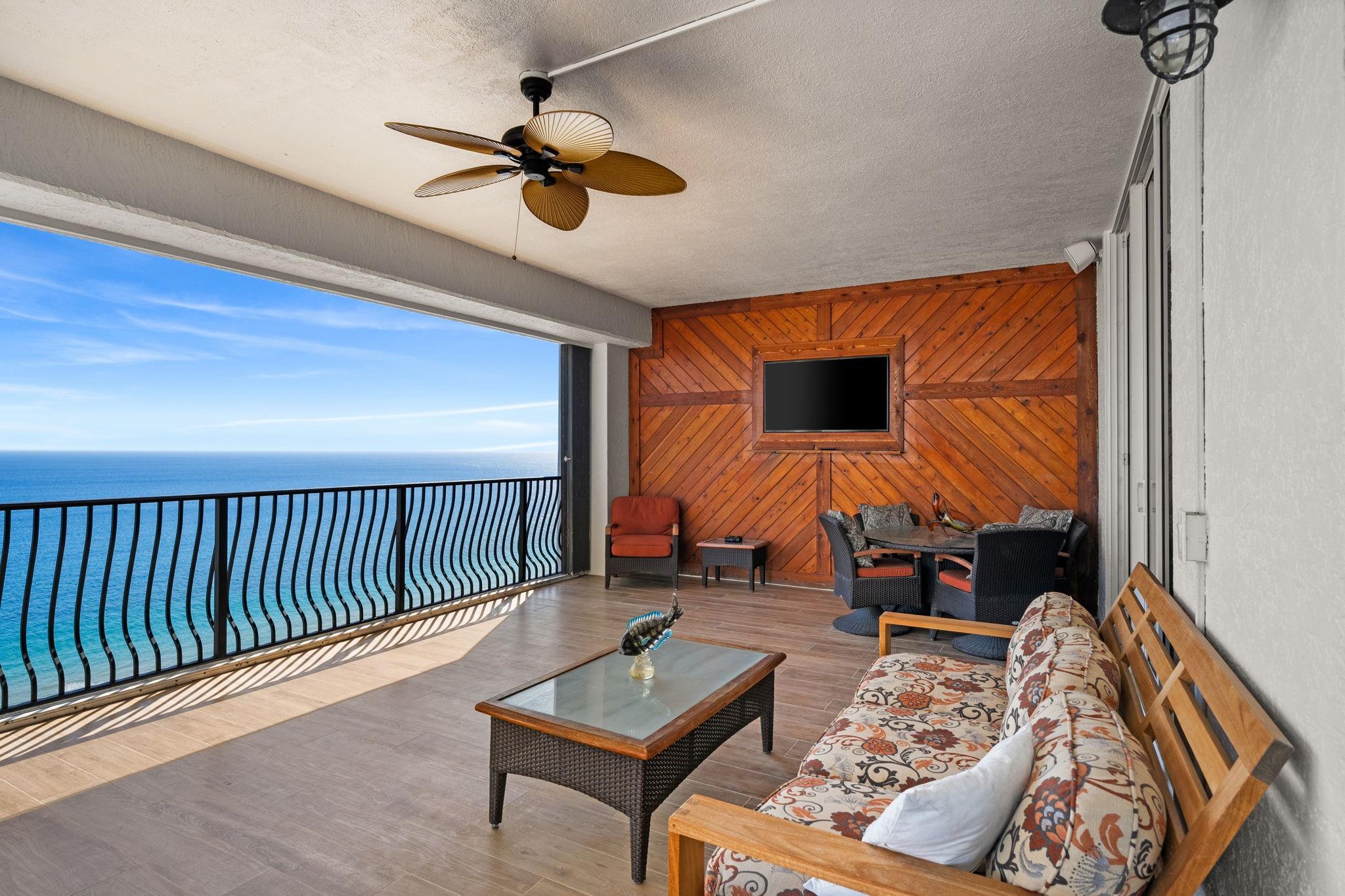 Jackson Tower - Residential