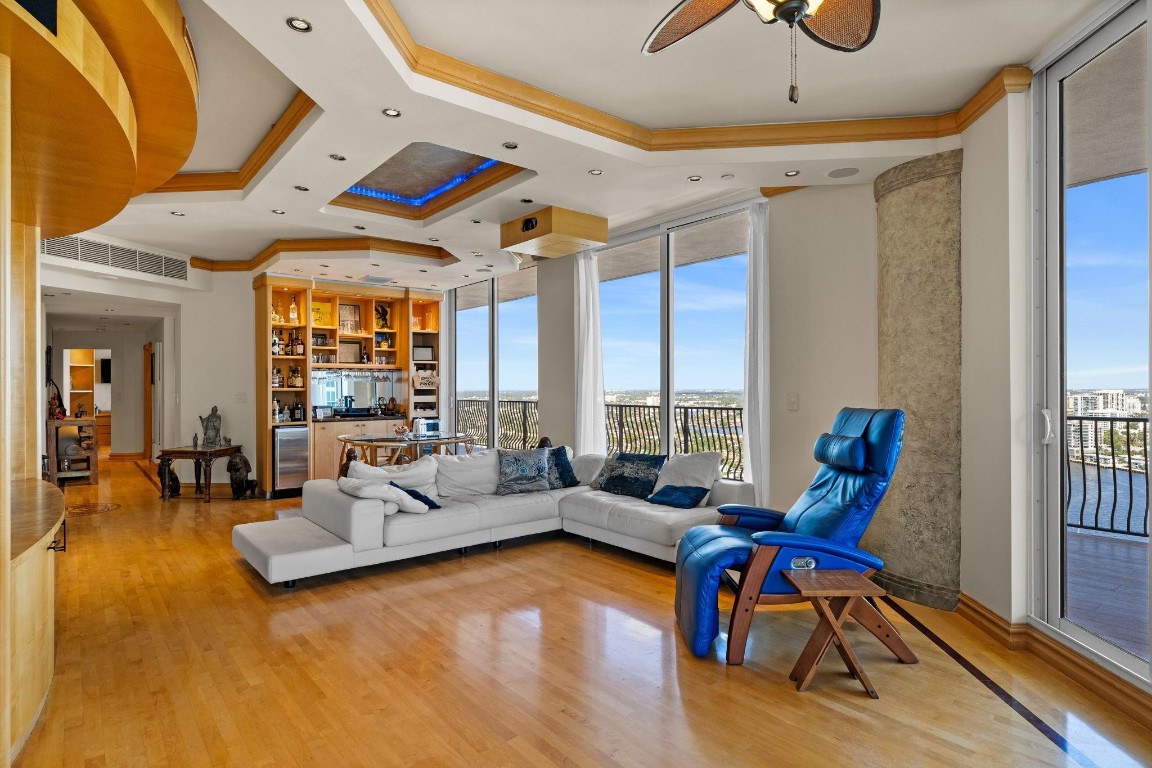 100 S Birch Road 2702