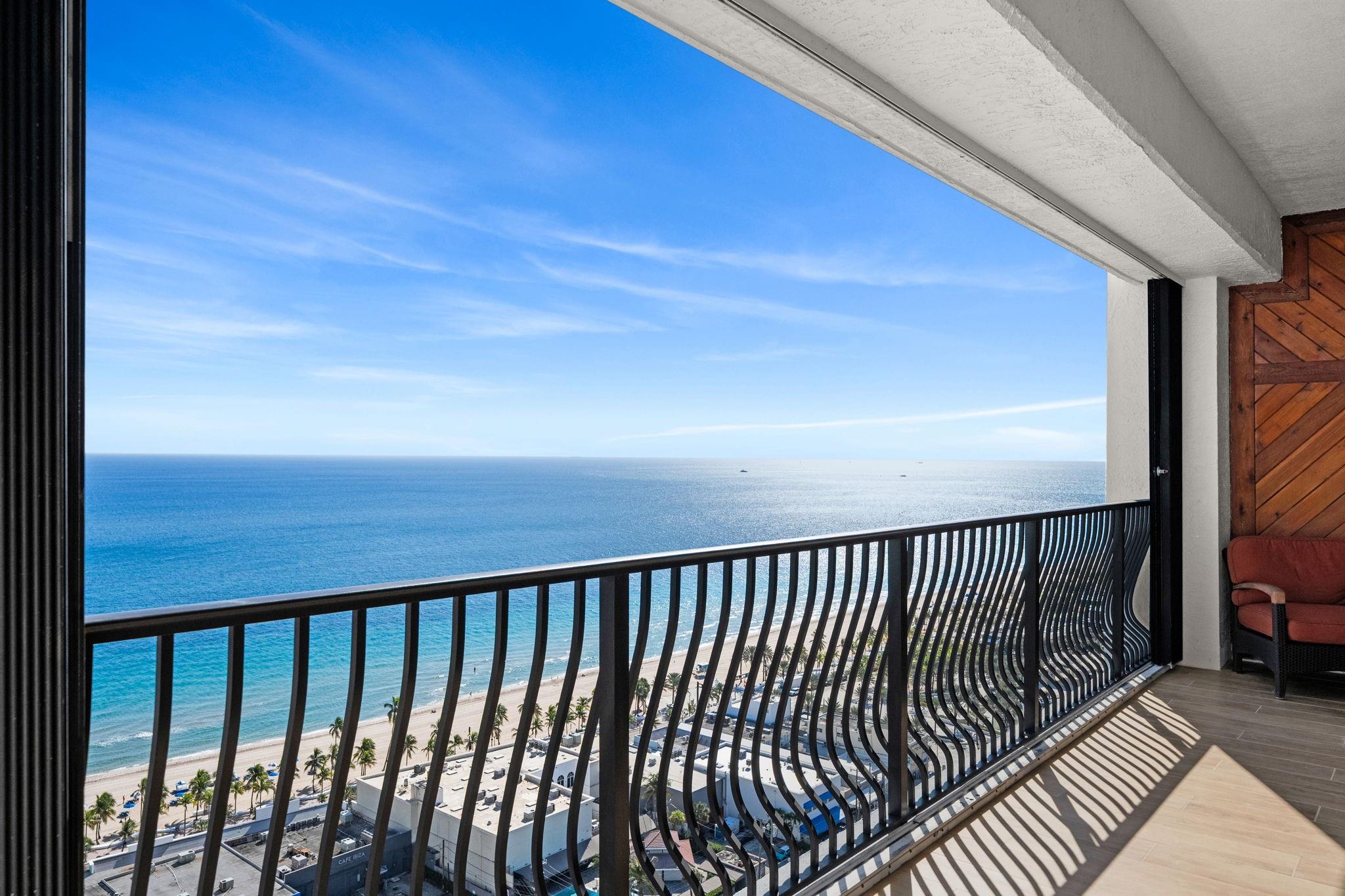 Jackson Tower - Residential