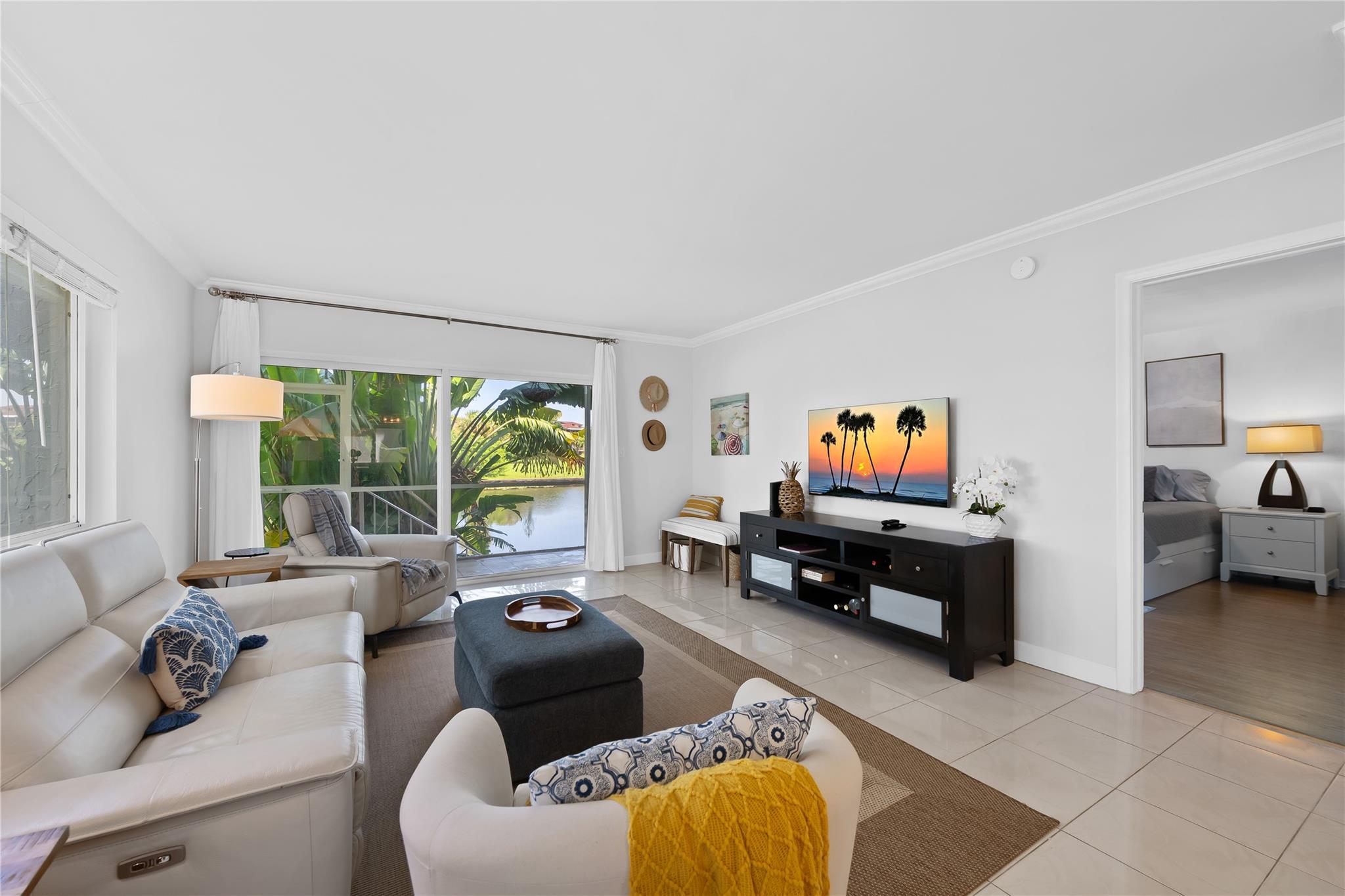 Las Vistas Inverrary - Residential