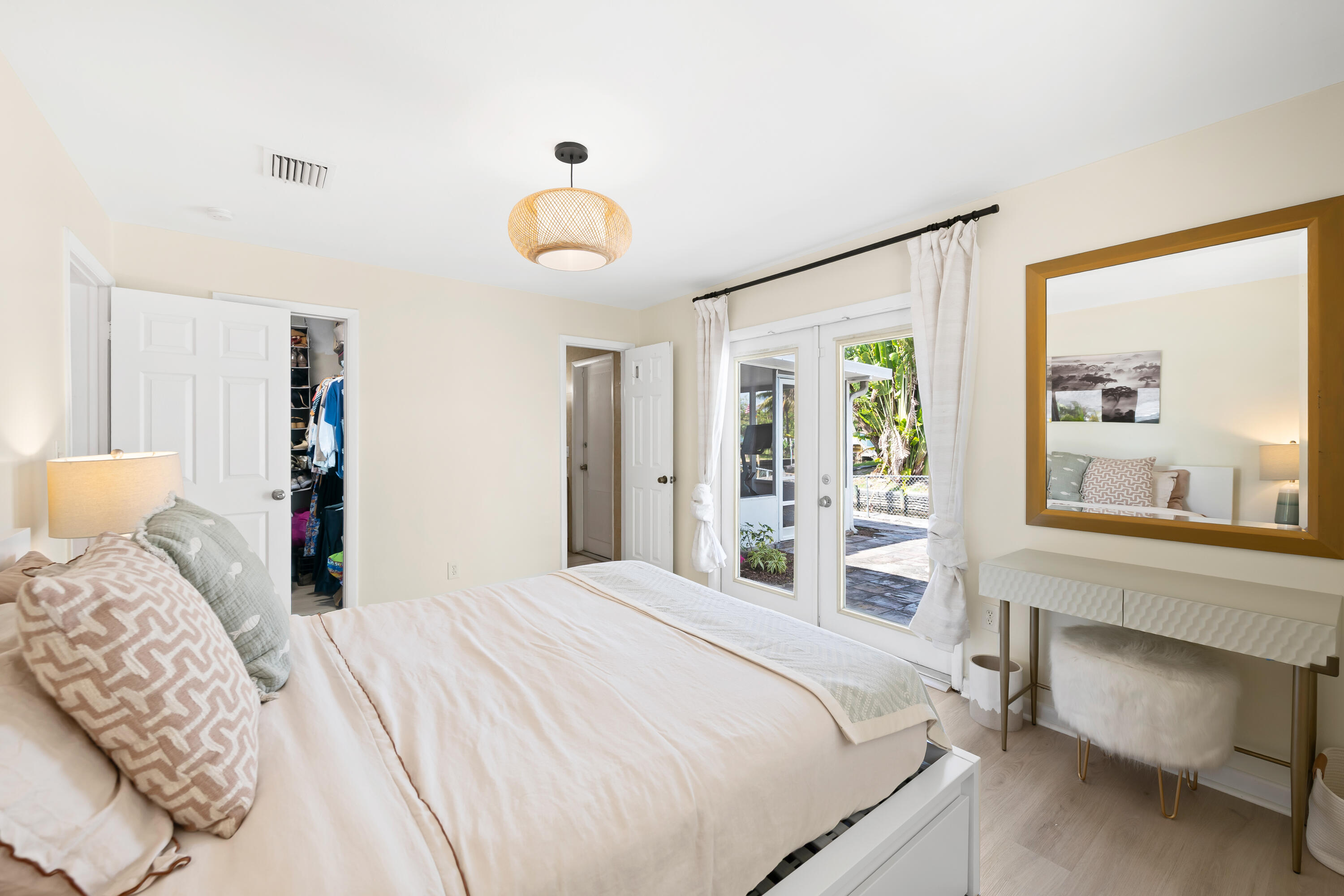 RIVER RUN - Residential