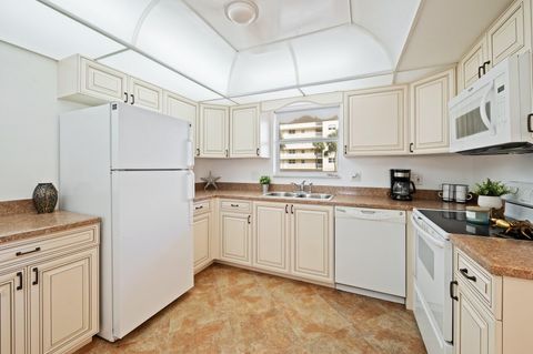 Tiny photo for 1050 Hillsboro Mile #Unit 203w, Hillsboro Beach, FL 33062 (MLS # B26005767)